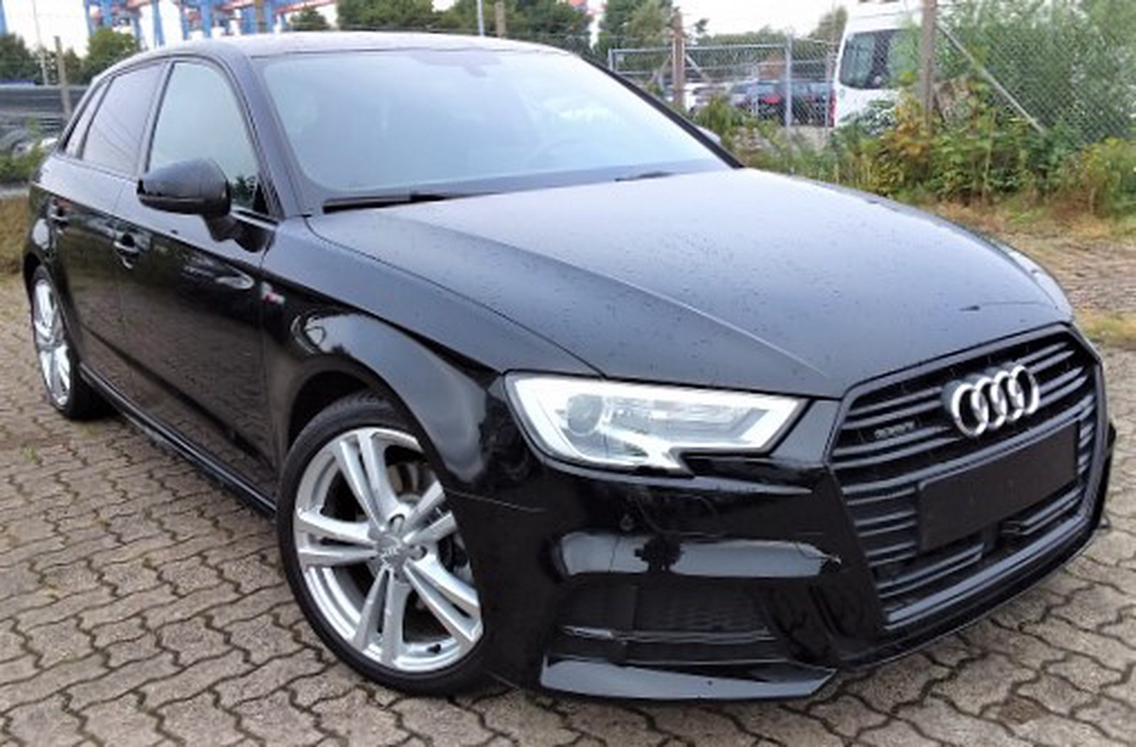 Audi A3 Sportback A3 2 0 TFSI Sportback Quattro S Line Optik Paket