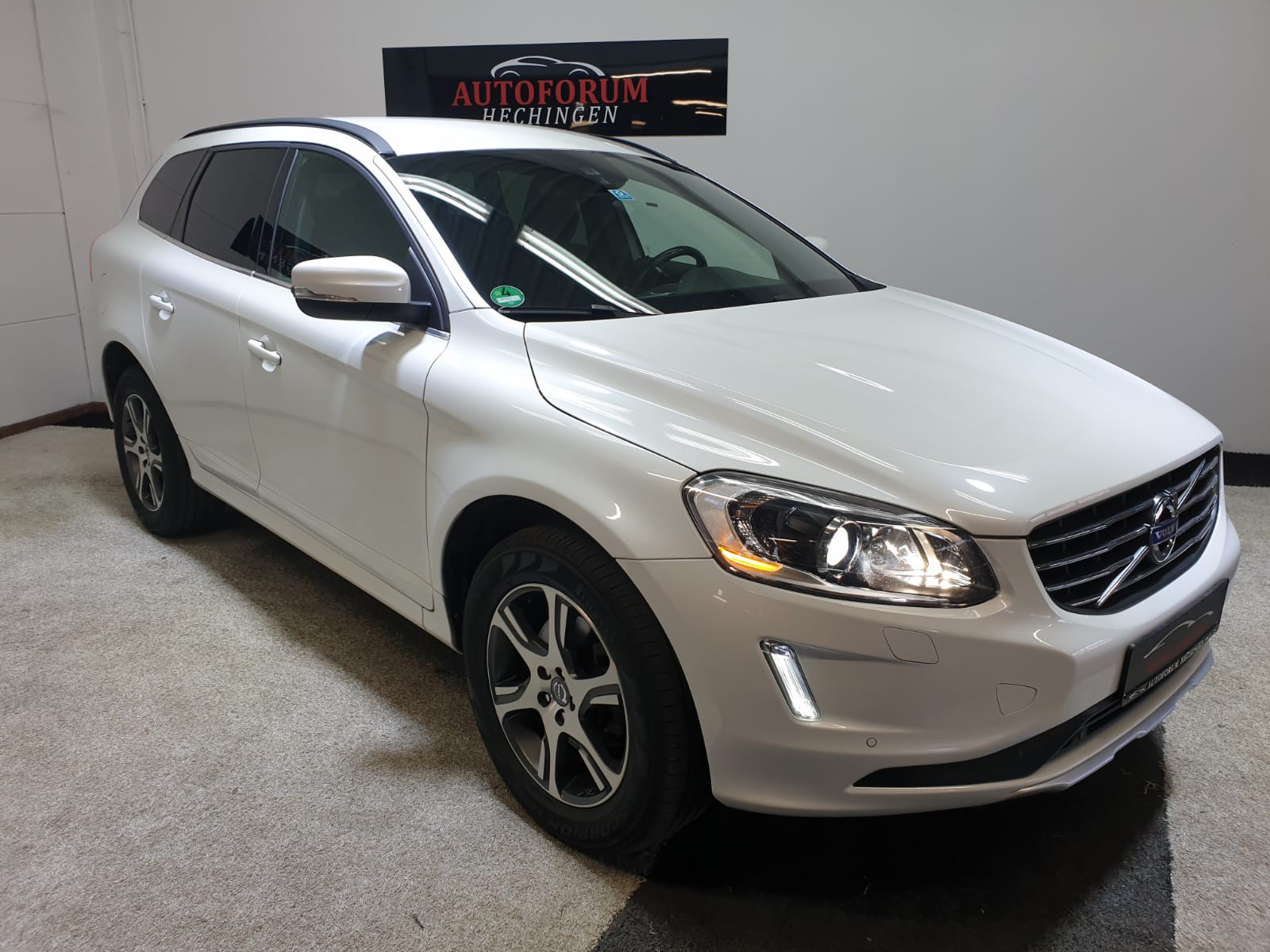 Volvo Xc Momentum D Awd Gebraucht Kaufen In Hechingen Preis