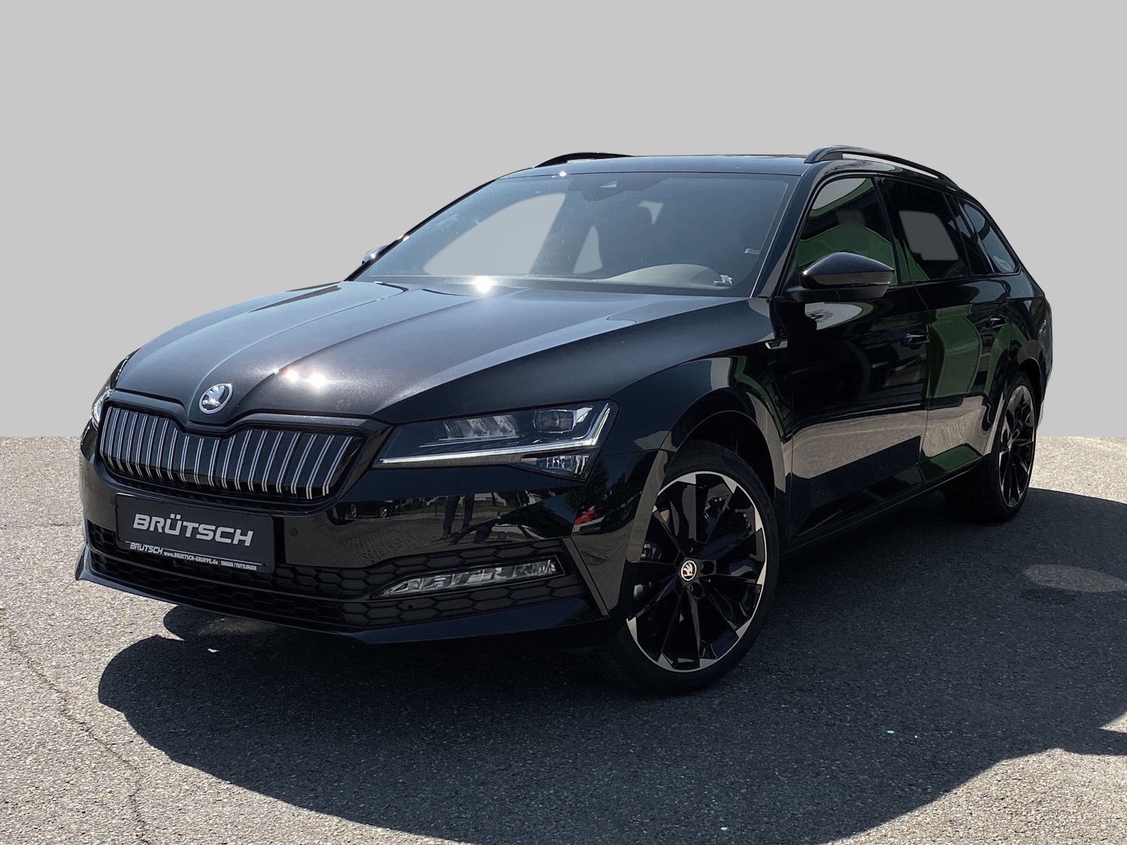 Skoda Superb Combi SportLine IV 1 4 TSI DSG Columbus AHK Panorama