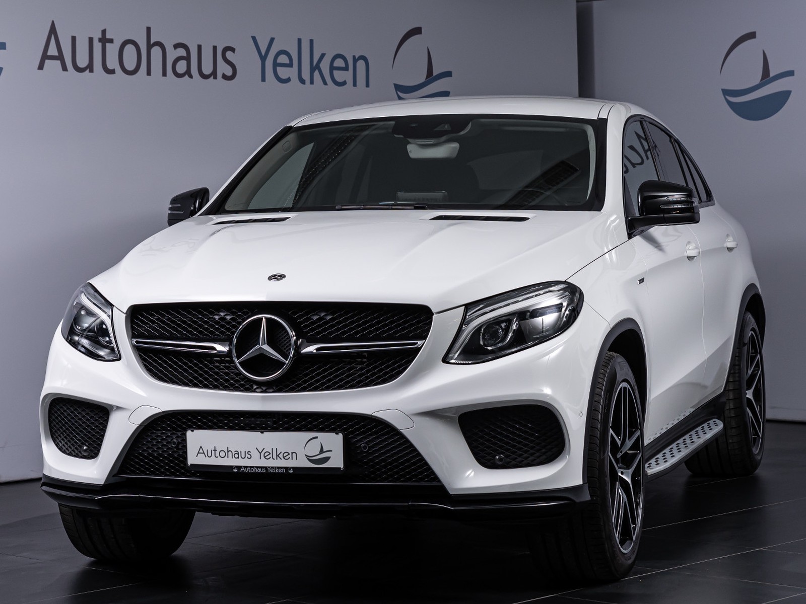 Mercedes Benz GLE 350 D 4Matic AMG LINE LUFT NIGHT PAKET Gebraucht