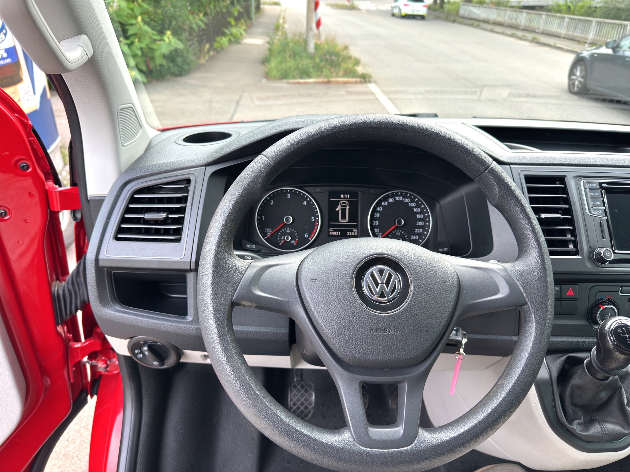 Daumennagel 17 - Volkswagen T6 Transporter Kasten/Kombi Navi Sitzheizung AHK EcoProfi