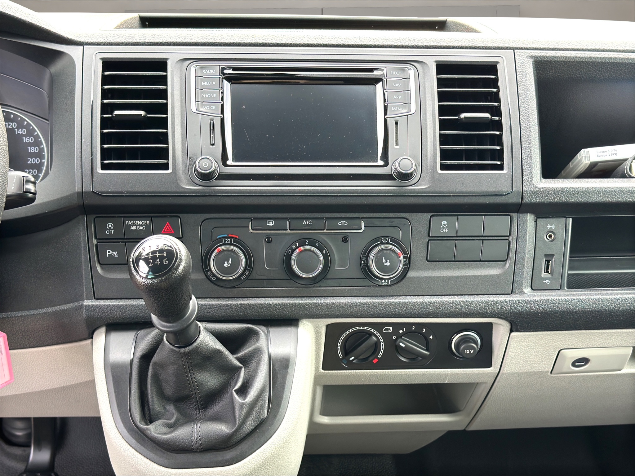 Daumennagel 23 - Volkswagen T6 Transporter Kasten/Kombi Navi Sitzheizung AHK EcoProfi