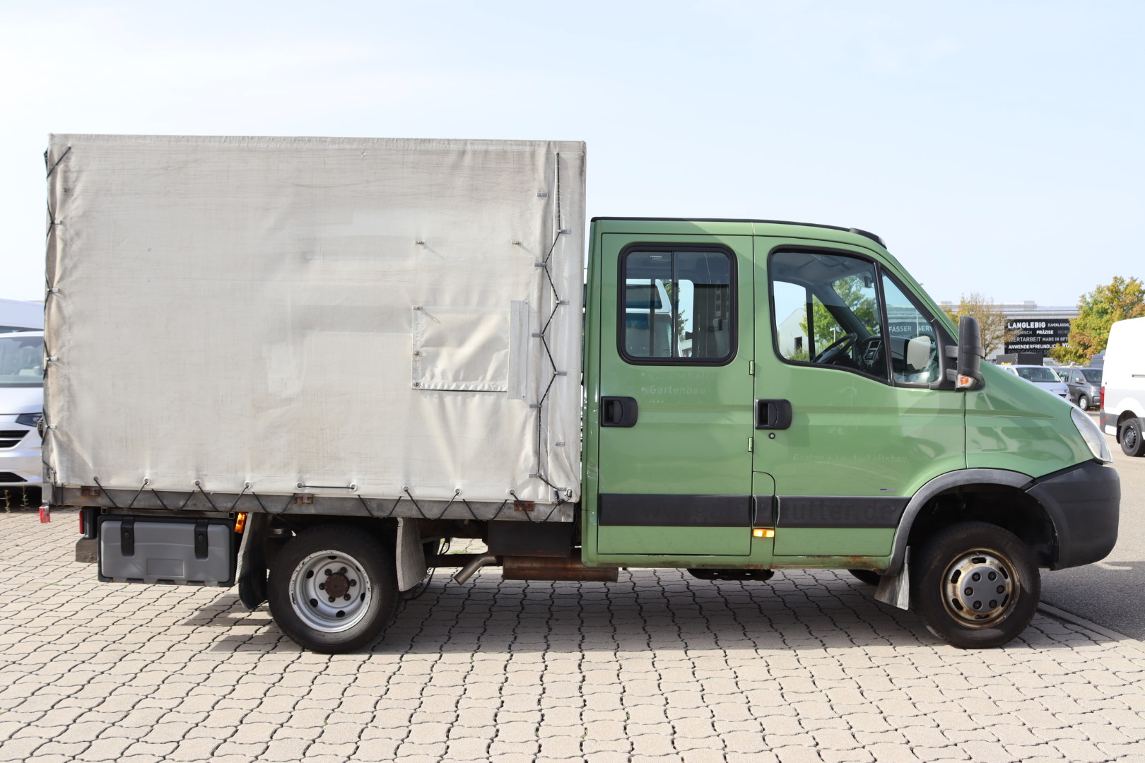 Daumennagel 14 - Iveco Daily 35C18 Doka Pritsche Plane 4x4 ALLRAD