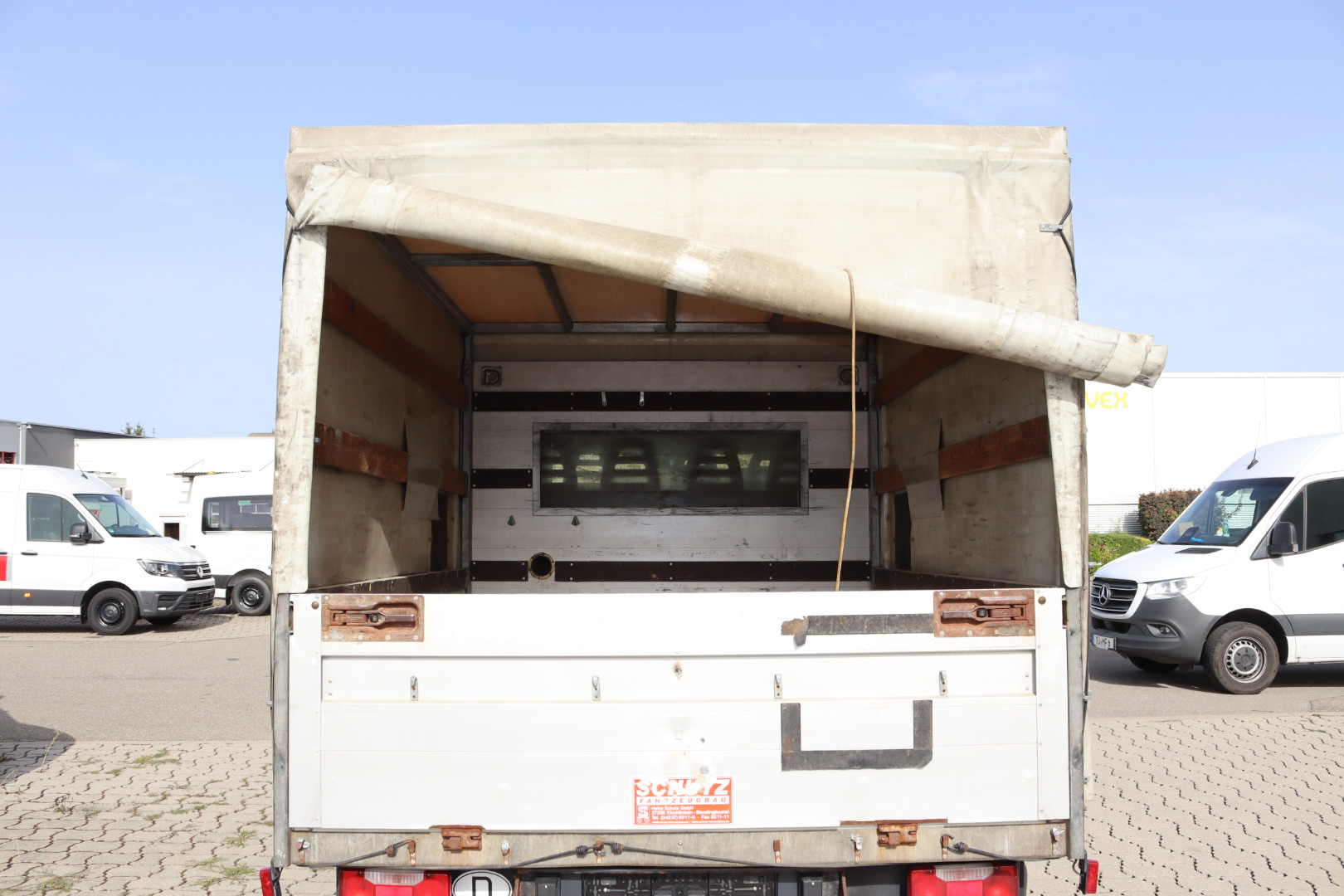 Daumennagel 15 - Iveco Daily 35C18 Doka Pritsche Plane 4x4 ALLRAD