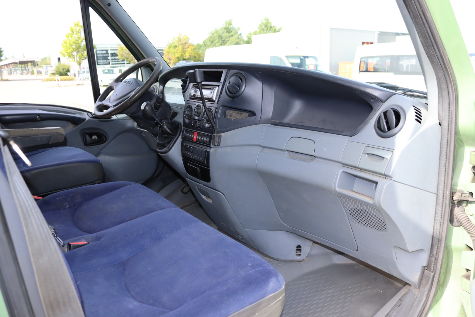 Daumennagel 36 - Iveco Daily 35C18 Doka Pritsche Plane 4x4 ALLRAD