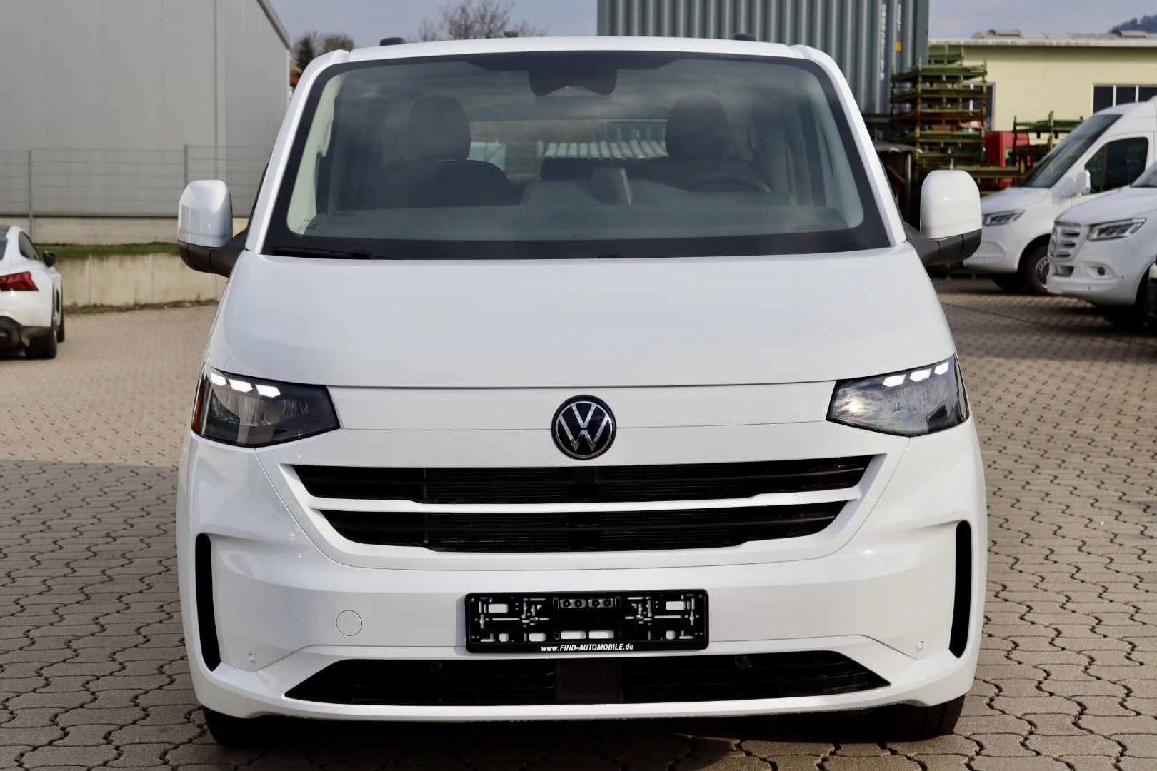 Daumennagel 3 - Volkswagen T7 Transporter 5-Sitzer Kurz AHK KAM LED SHZ N1