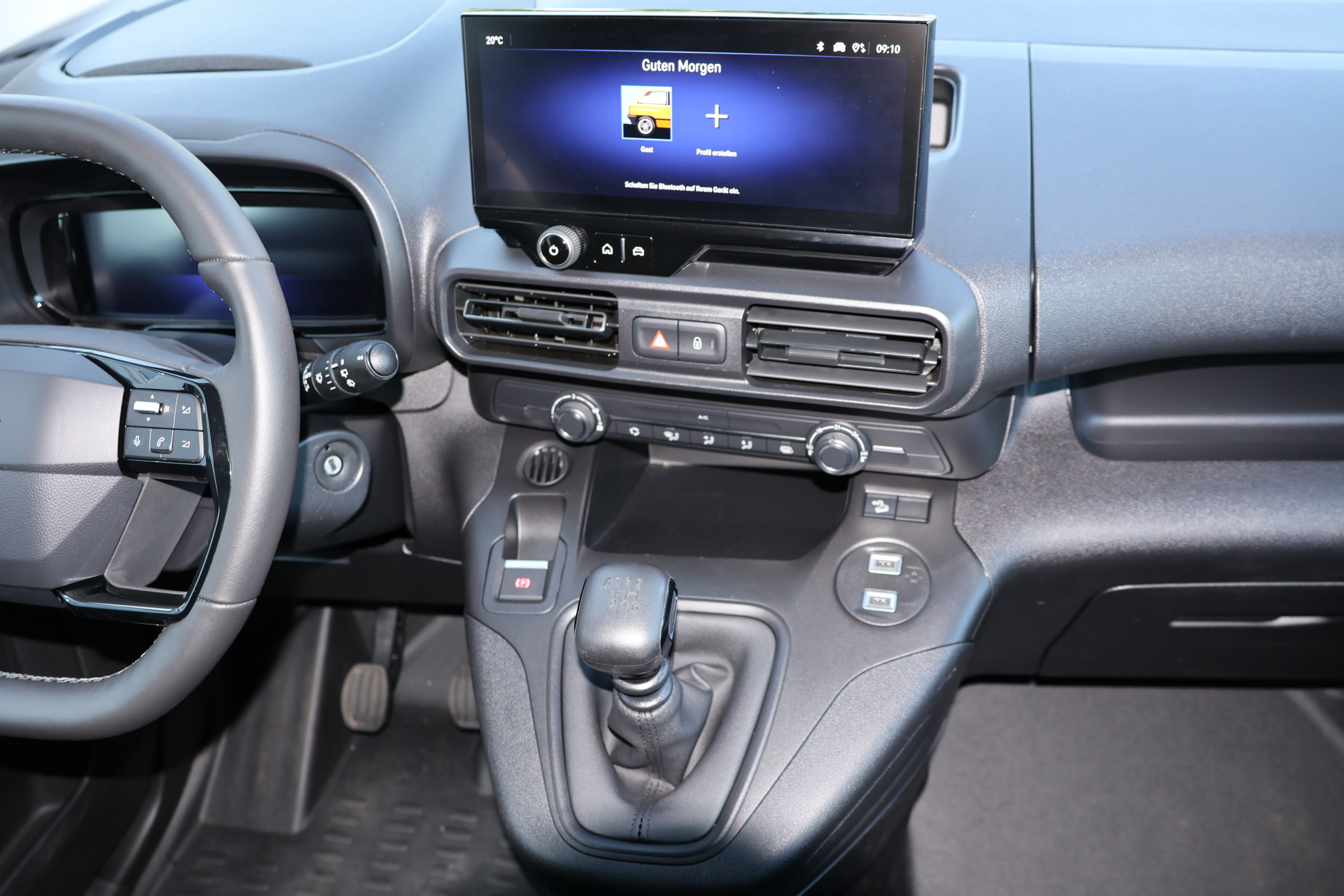 Daumennagel 12 - Opel Combo 1.5-D Kasten XL + 2-Schiebetüren Navi Cam