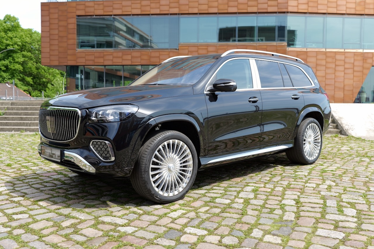 Mercedes-Benz GLS 600 Maybach 4Matic First-Class-Paket Used vehicle for sale | First registration 11/2025 | Price 222.900 €