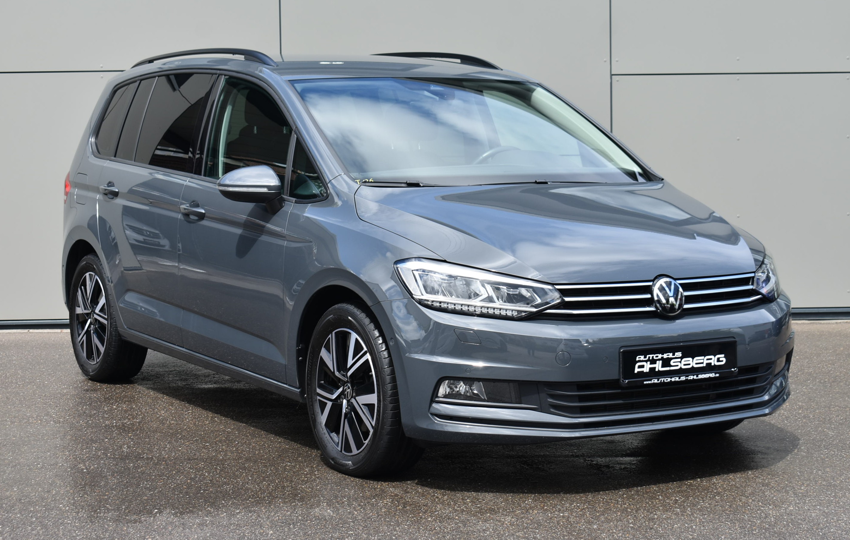 Daumennagel 5 - Volkswagen TOURAN COMFORT/ DIG.C/STAND/7SITZ/RFK/APP/LED/ACC/AHK