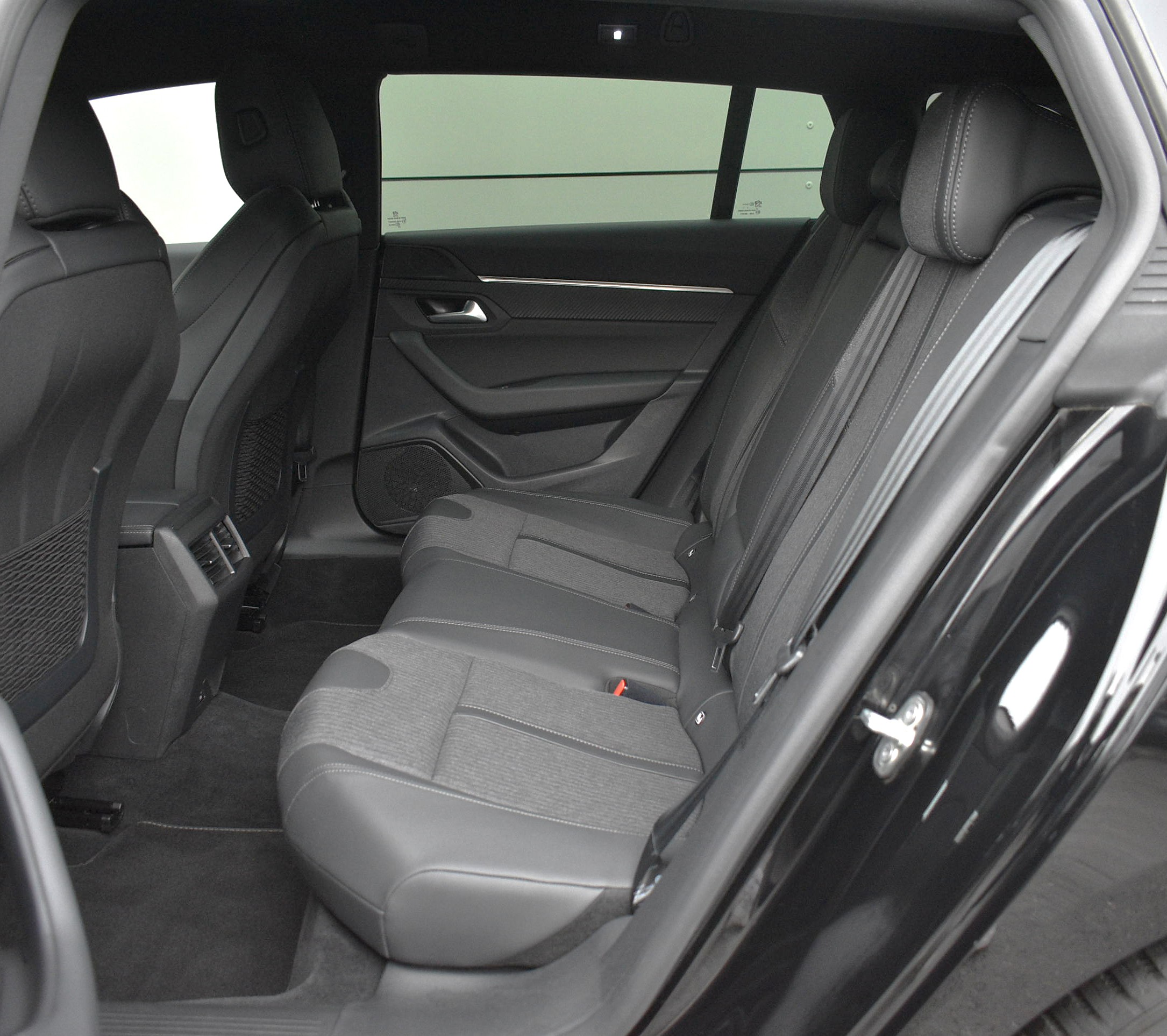 Daumennagel 17 - Peugeot 508 SW ALLURE/ 360°/ACC/VIRTUEL/ACC/CARPLAY/LED/KEYLESS