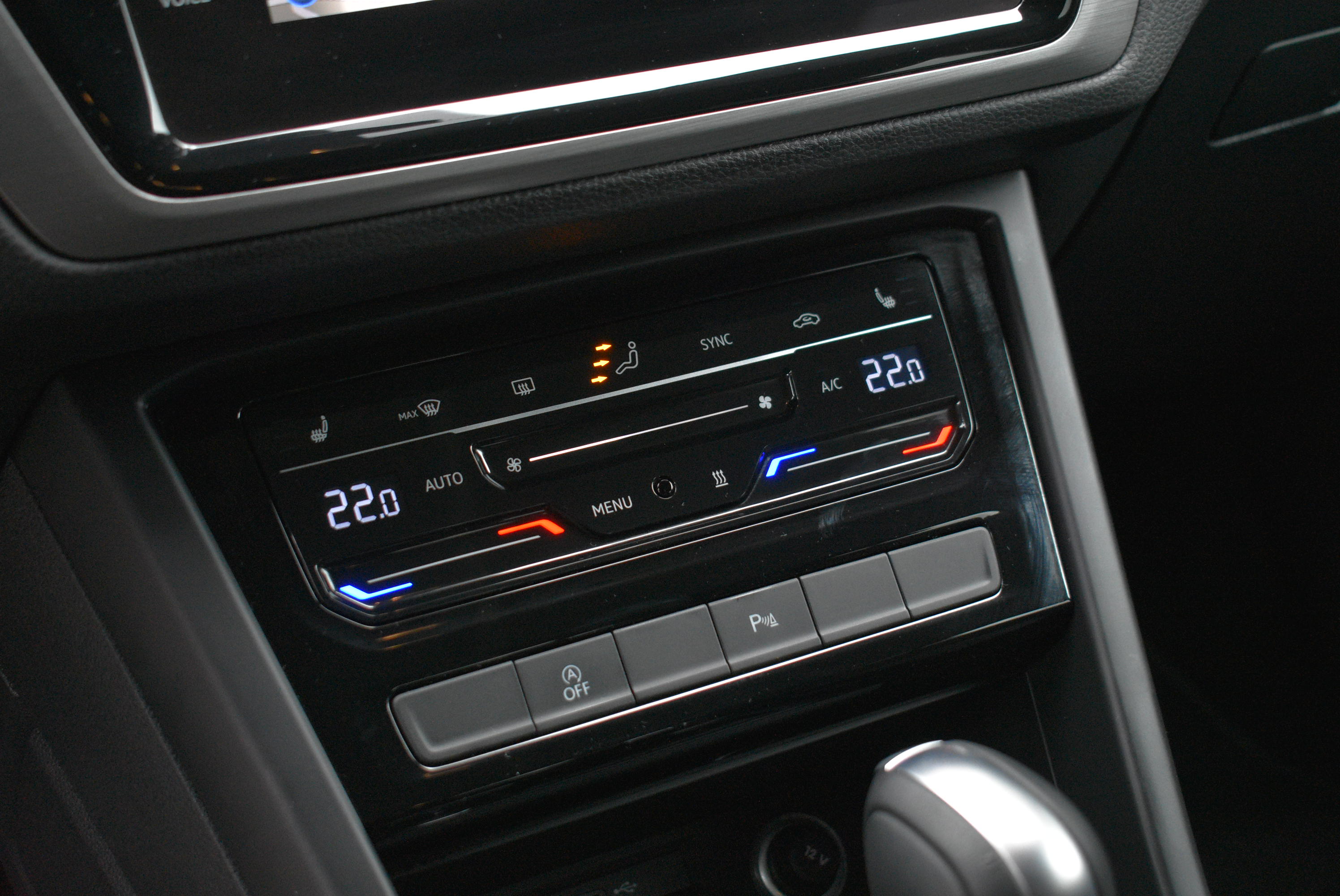 Thumbnail 20 - Volkswagen TOURAN COMFORT/ DIG.C/IQ-LIGHT/STAND/7SITZ/ACC/AHK