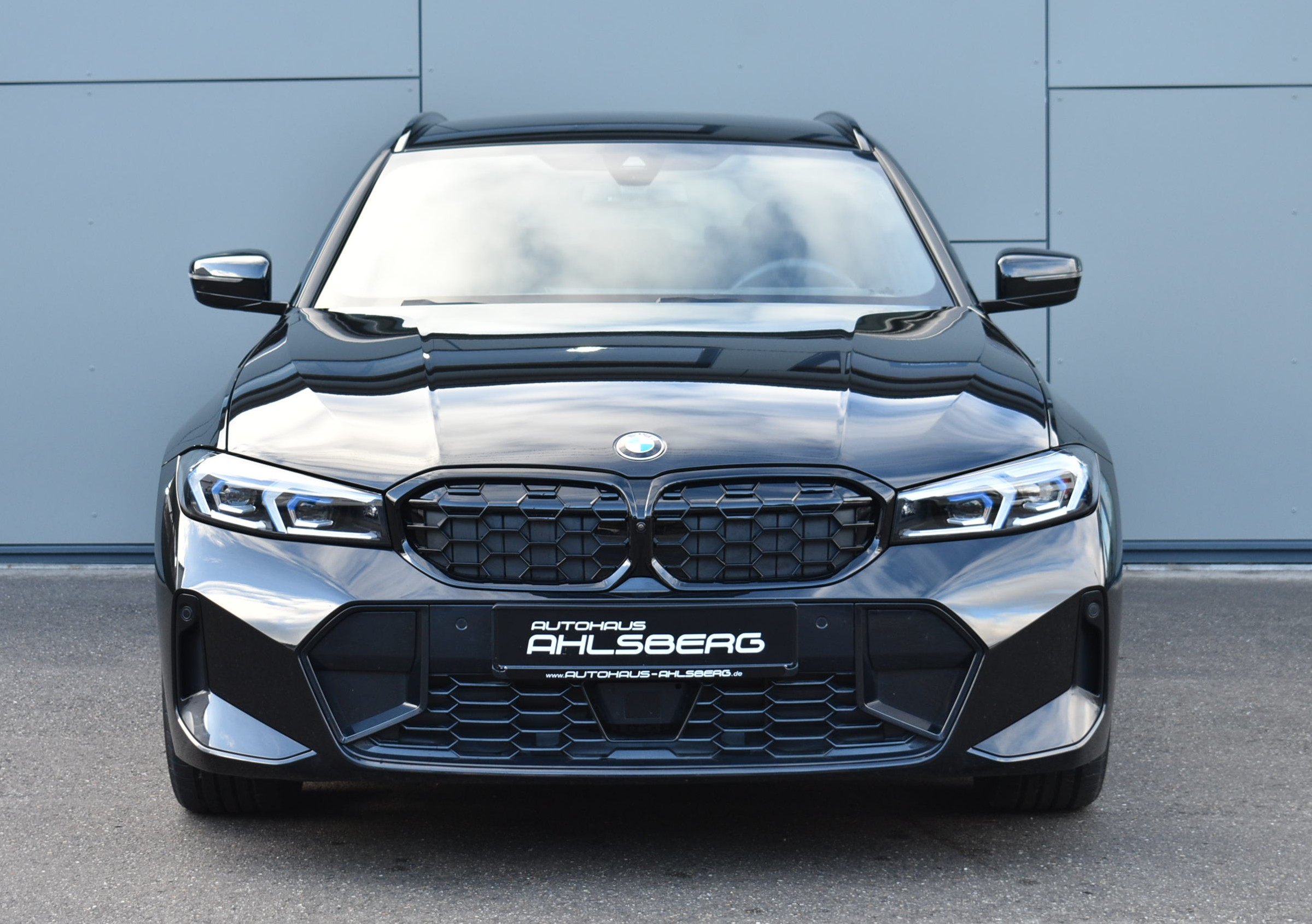 Thumbnail 2 - BMW 330 IX/M-SPORT/SHADOW/ WIDES./HUD/ACC/360°/AHK/CAR-PLAY