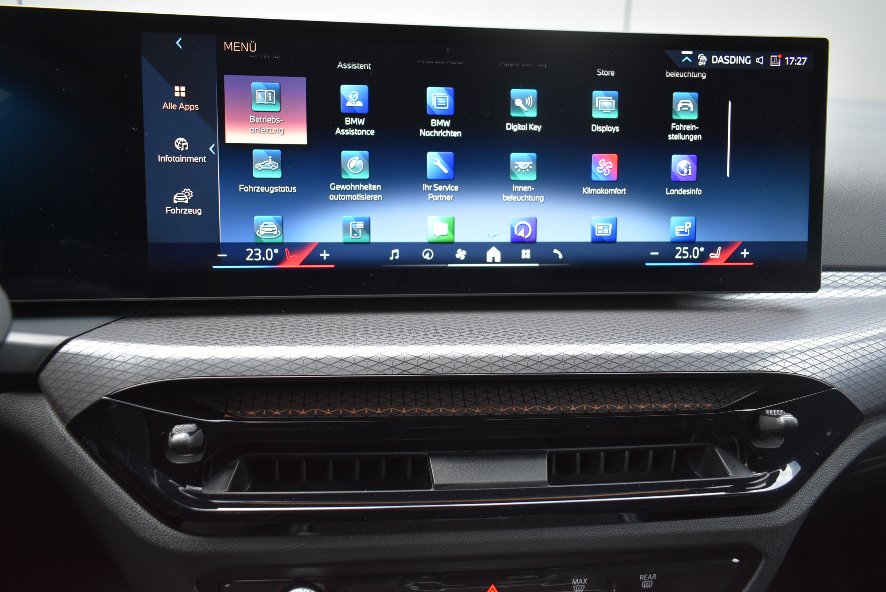 Thumbnail 26 - BMW 330 IX/M-SPORT/SHADOW/ WIDES./HUD/ACC/360°/AHK/CAR-PLAY