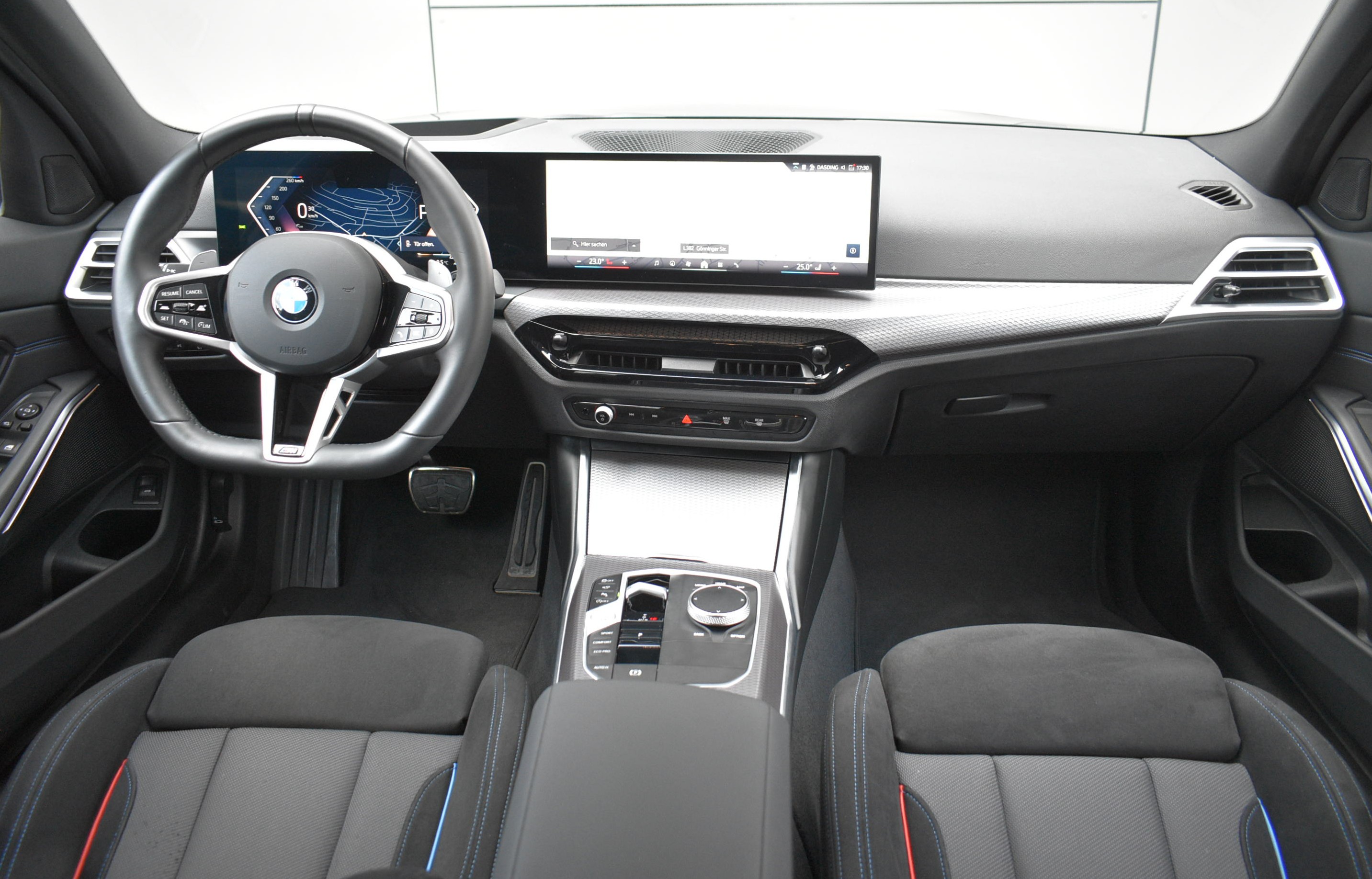 Thumbnail 14 - BMW 330 IX/M-SPORT/SHADOW/ WIDES./HUD/ACC/360°/AHK/CAR-PLAY