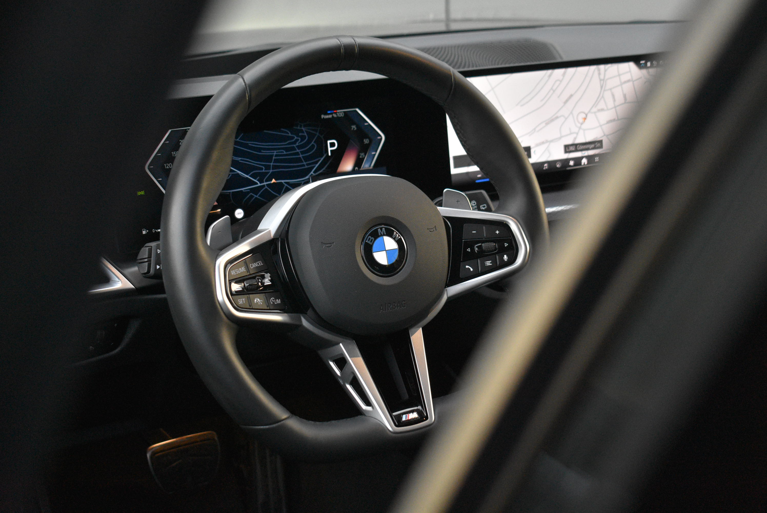 Thumbnail 10 - BMW 330 IX/M-SPORT/SHADOW/ WIDES./HUD/ACC/360°/AHK/CAR-PLAY