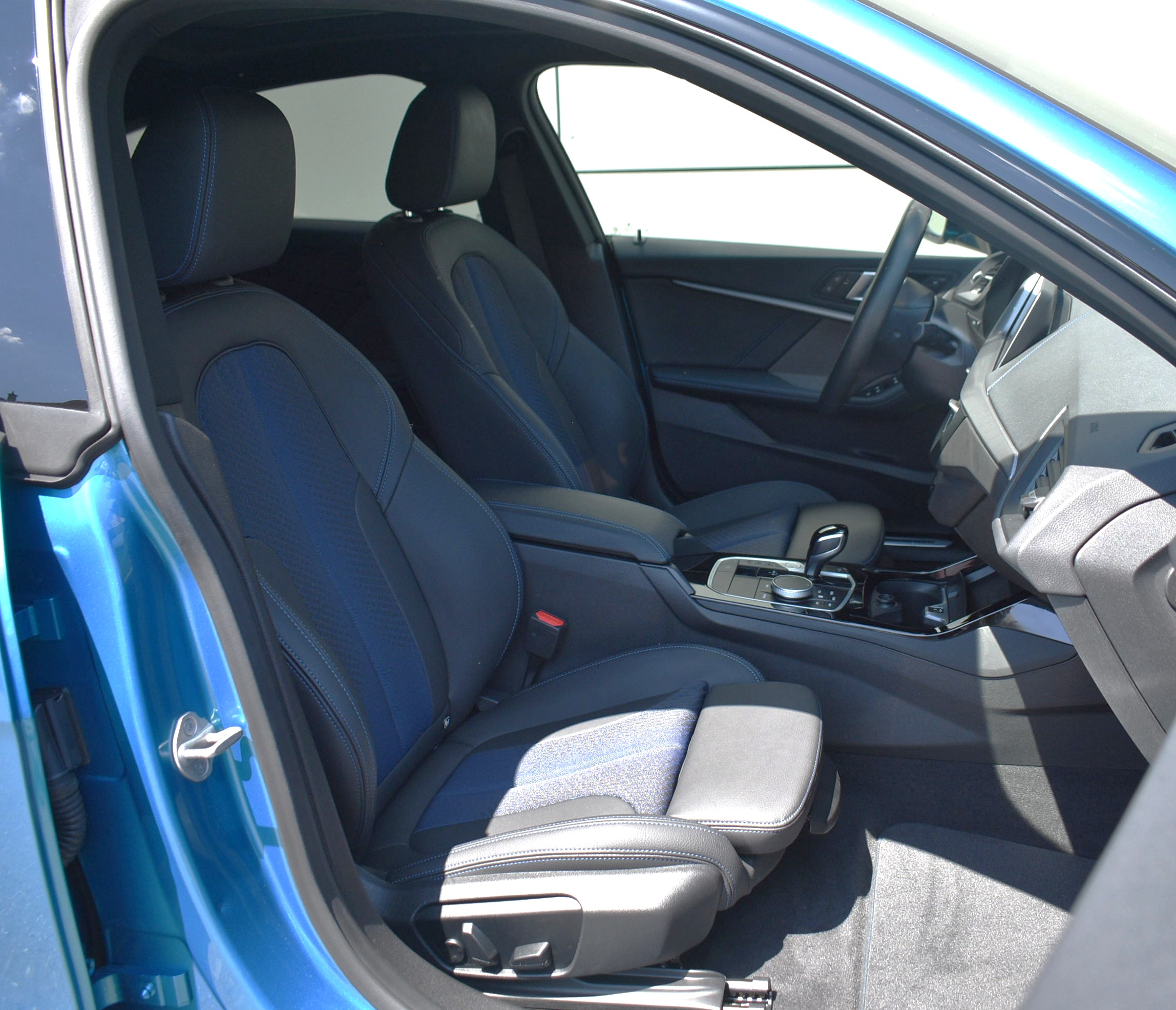Daumennagel 20 - BMW 218i GC M-SPORT/SHADOW/ LIVE/ACC/RFK/H-K/HUD/AHK