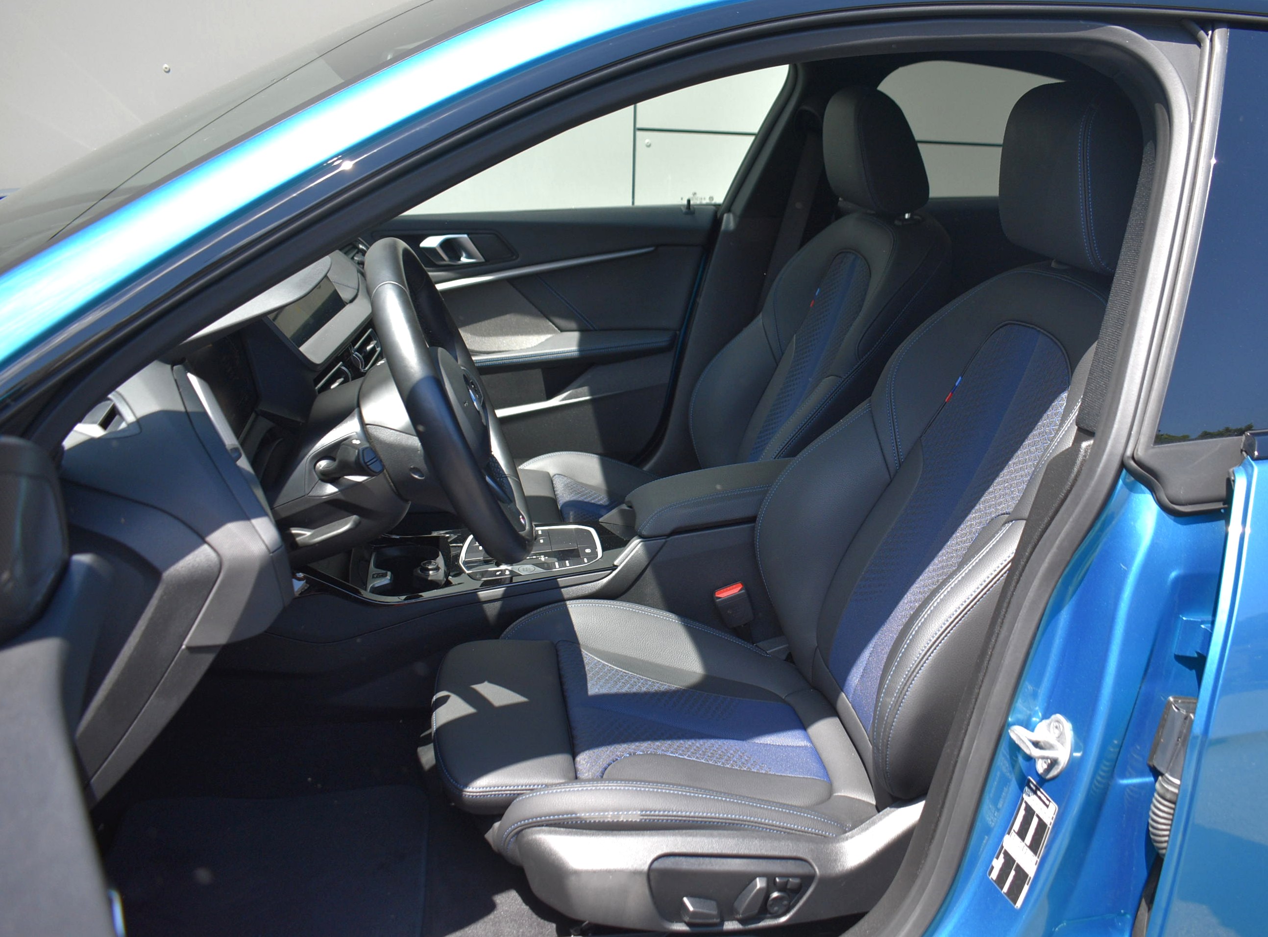 Daumennagel 12 - BMW 218i GC M-SPORT/SHADOW/ LIVE/ACC/RFK/H-K/HUD/AHK