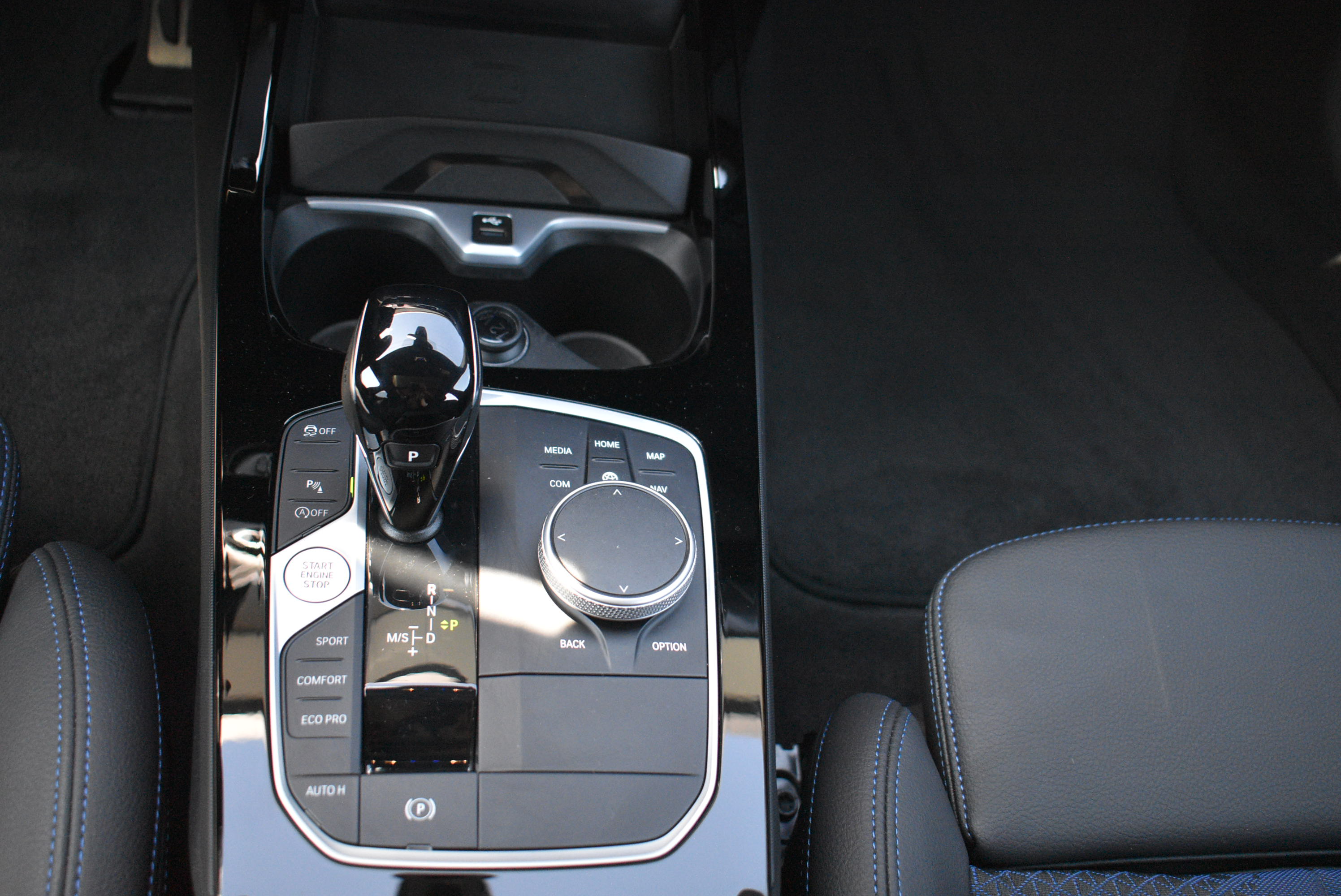 Daumennagel 17 - BMW 218i GC M-SPORT/SHADOW/ LIVE/ACC/RFK/H-K/HUD/AHK