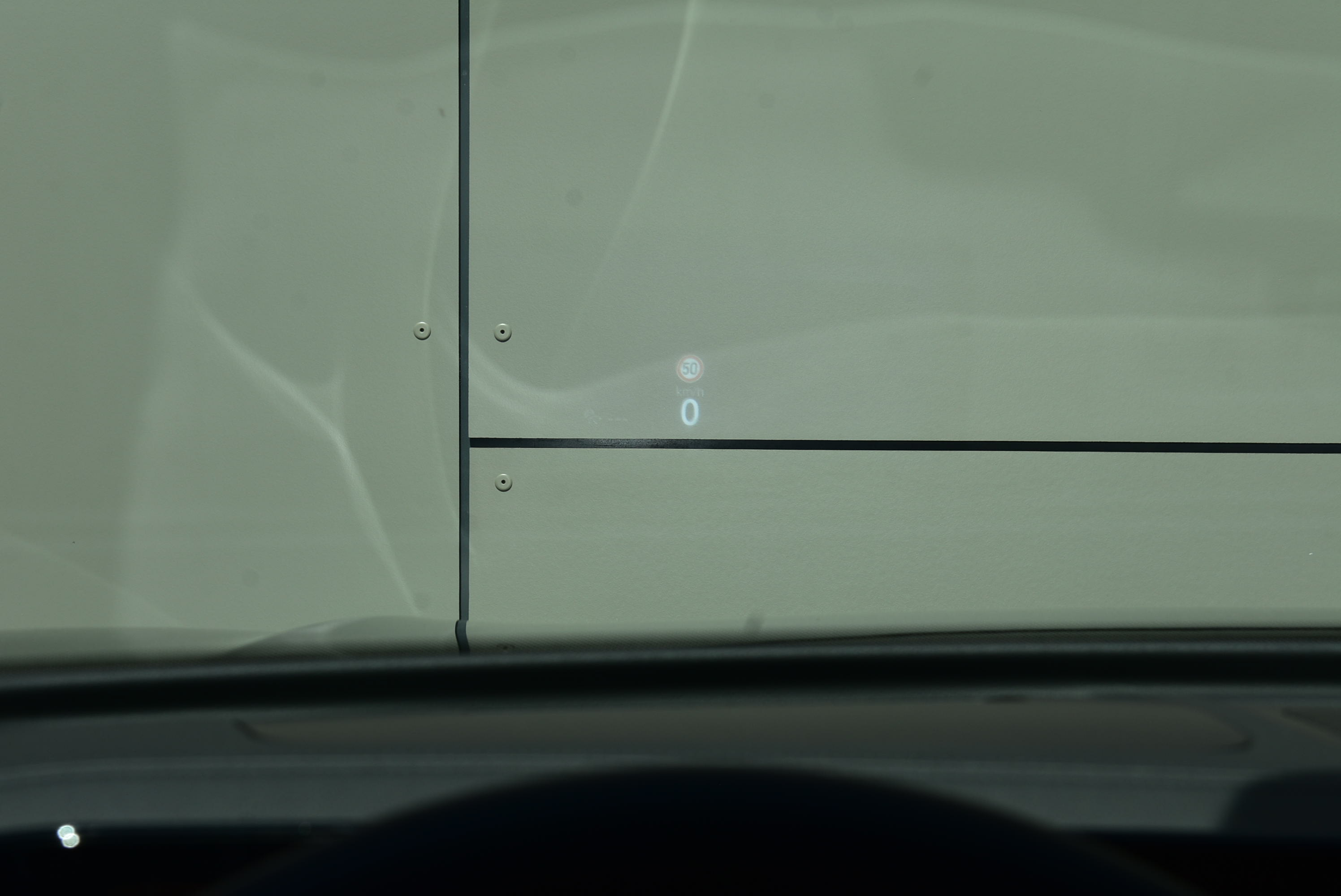Thumbnail 23 - Volkswagen Tiguan R-LINE /STHZ HUD/PANO/20 ZOLL/H&K/BLACK/IQ