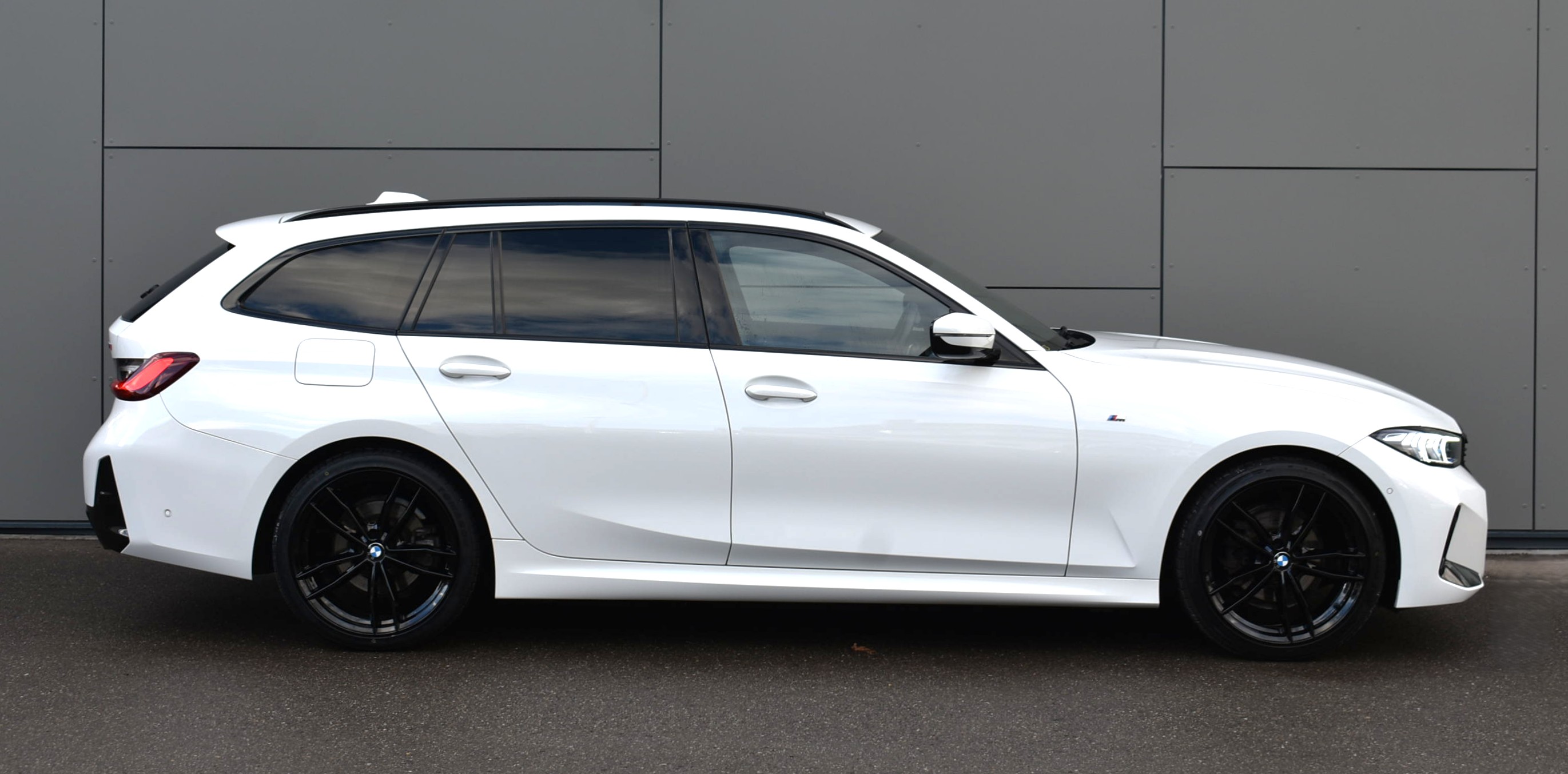Thumbnail 4 - BMW 318 D M SPORT/SHADOW/ WIDES./ACC/MEMORY/PANO/HUD