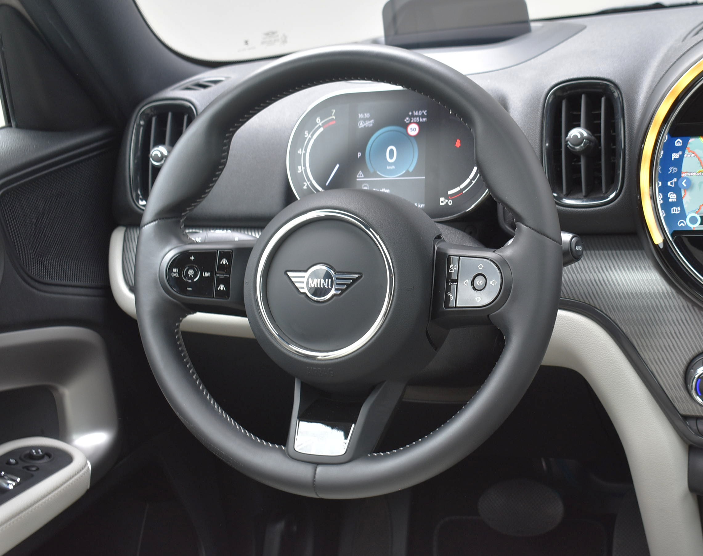 Thumbnail 15 - MINI COOPER COUNTRYMAN YOURS/ PANO/MEMORY/LEDER/CAR-PLAY/HUD