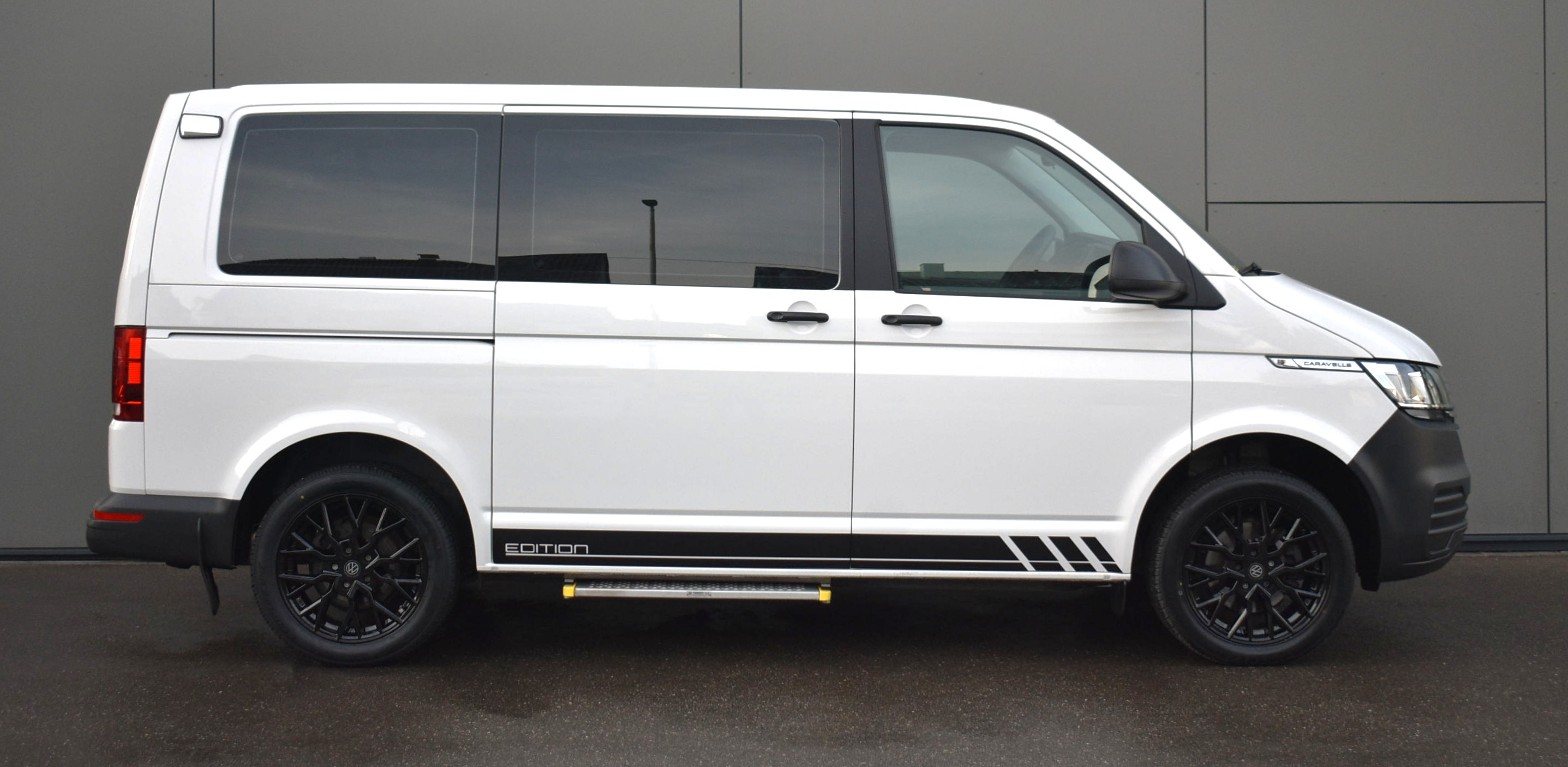 Thumbnail 4 - Volkswagen T6.1 CARAV.EDITION/ 9-SITZ/1.HAND/PDC/BT/AHK/DAB