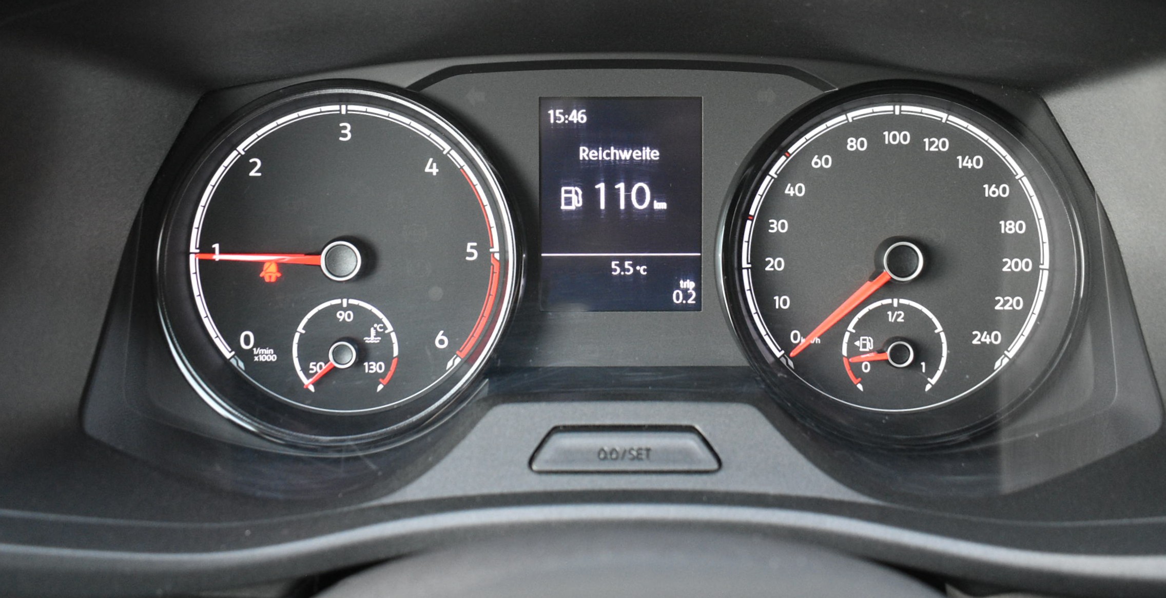 Thumbnail 13 - Volkswagen T6.1 CARAV.EDITION/ 9-SITZ/1.HAND/PDC/BT/AHK/DAB