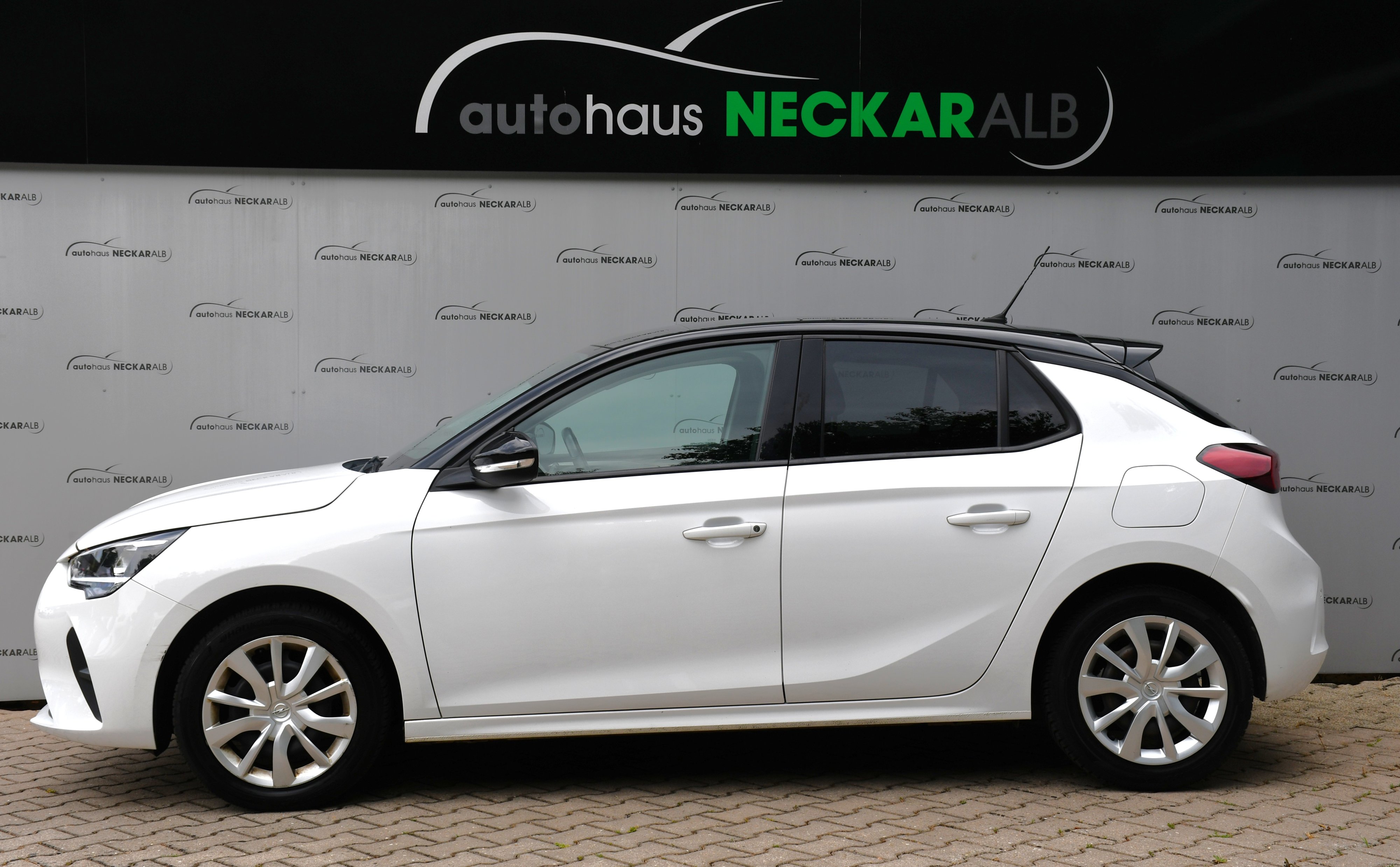 Daumennagel 4 - Opel Corsa F Edition 1.Hand Navi CarPlay