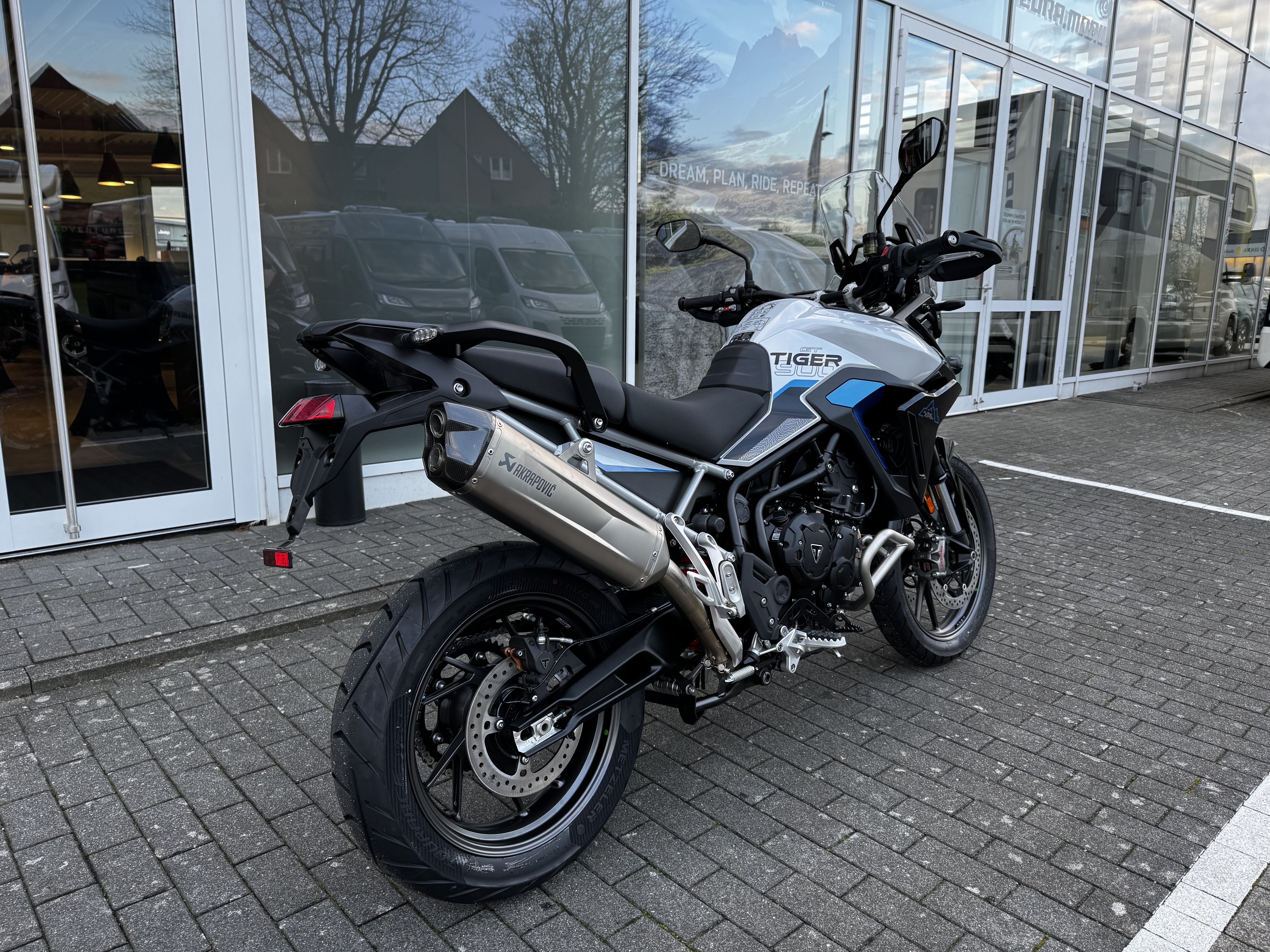 Daumennagel 4 - Triumph Tiger 900 Alpine Edition Akrapovic-Lager