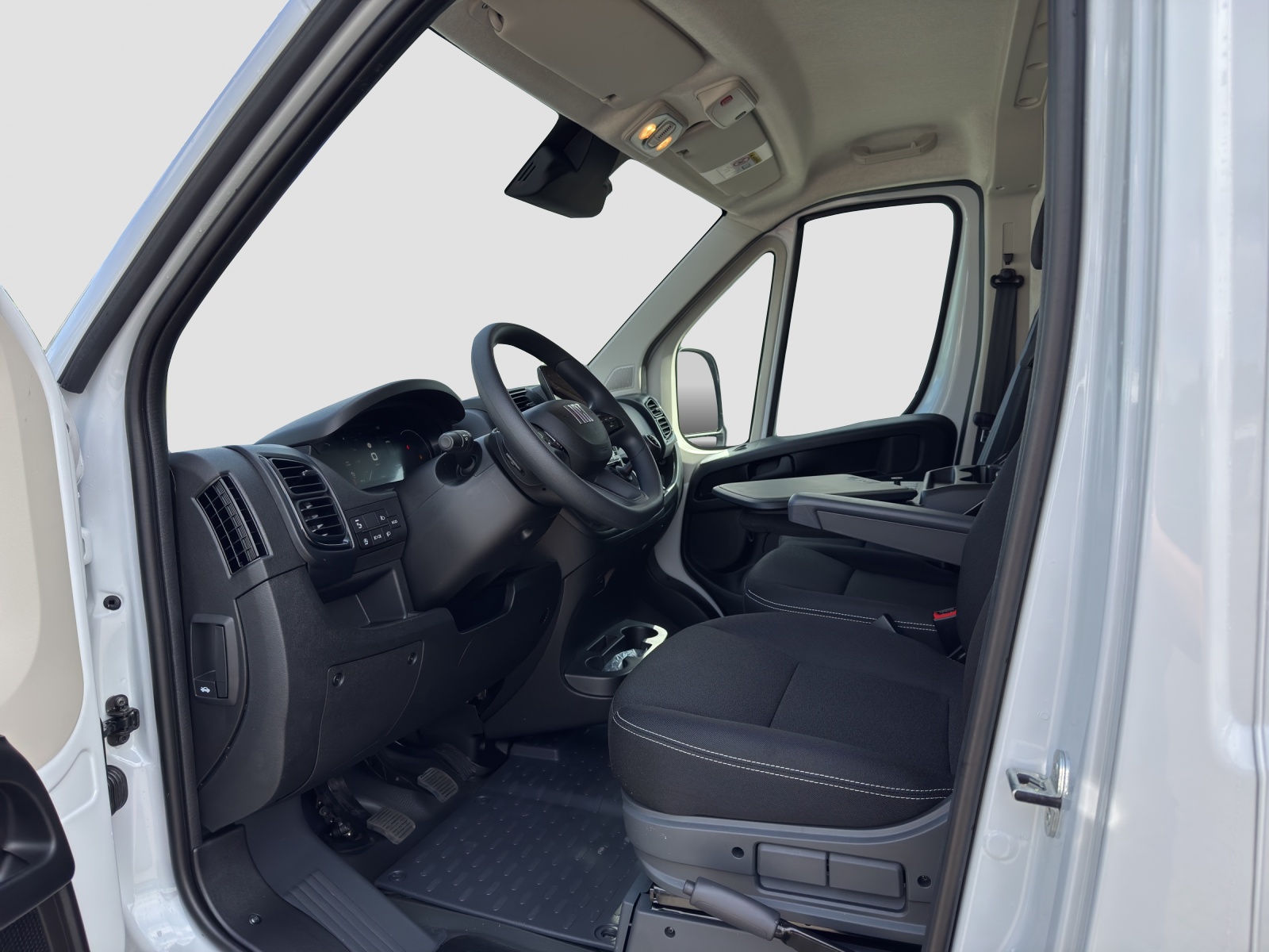 Daumennagel 9 - Fiat Ducato 35 L3H2 140MT6 Hochdach ACC+Kamera+Keyless