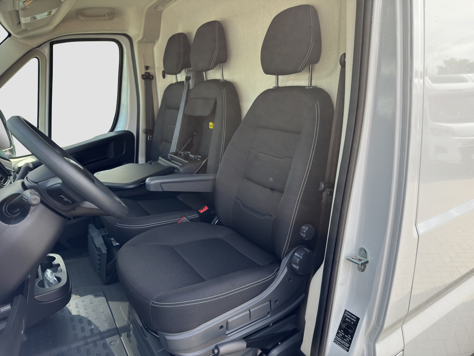 Daumennagel 12 - Fiat Ducato 35 L3H2 140MT6 Hochdach ACC+Kamera+Keyless