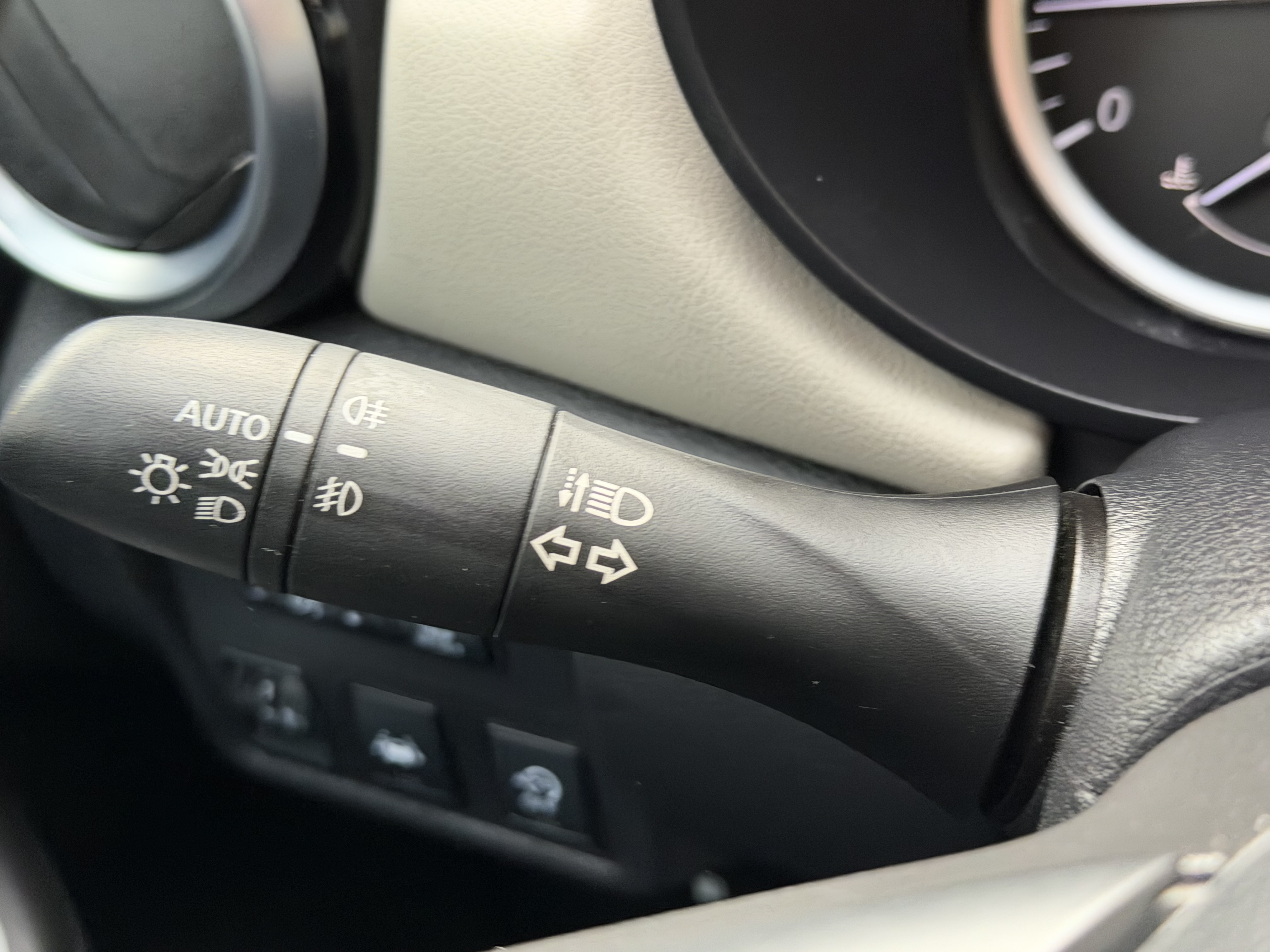 Nissan Micra N-Way Apple CarPlay - foto 11