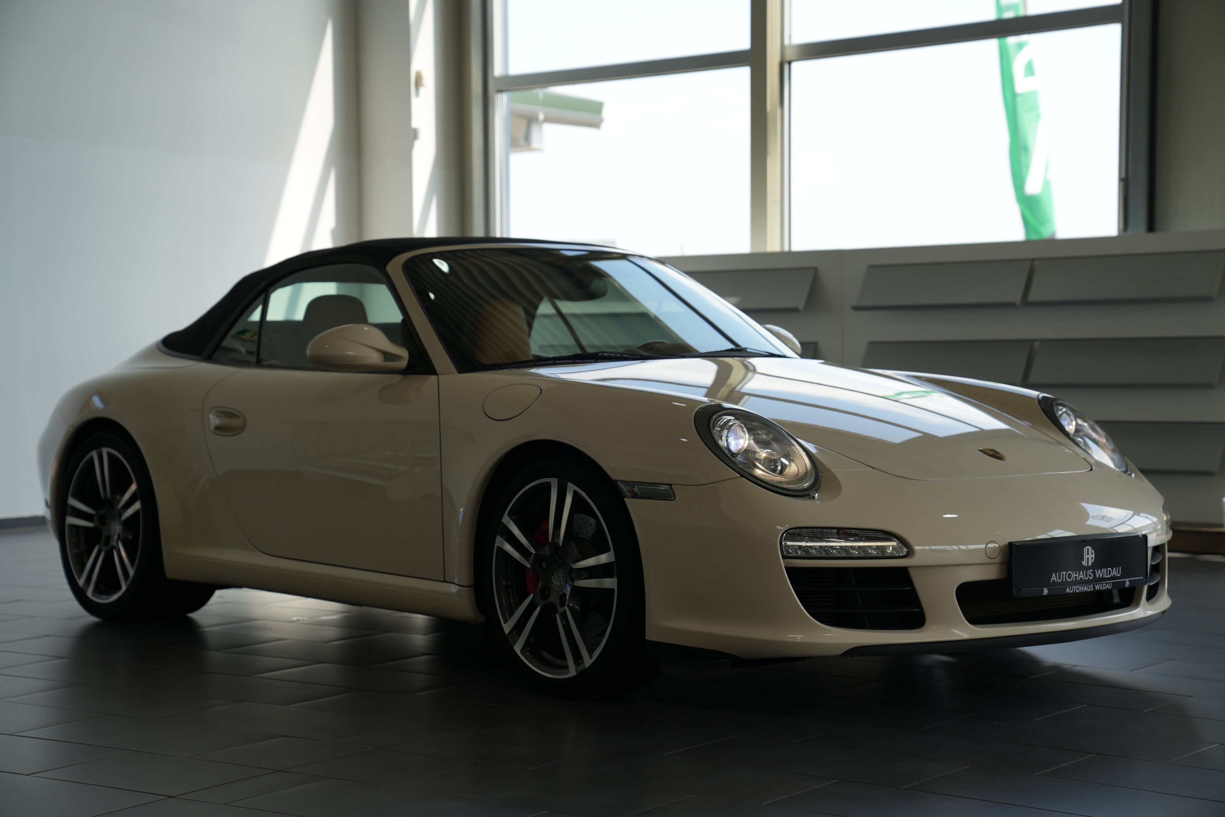 Daumennagel 10 - Porsche 997 PTS Sonderlackierung