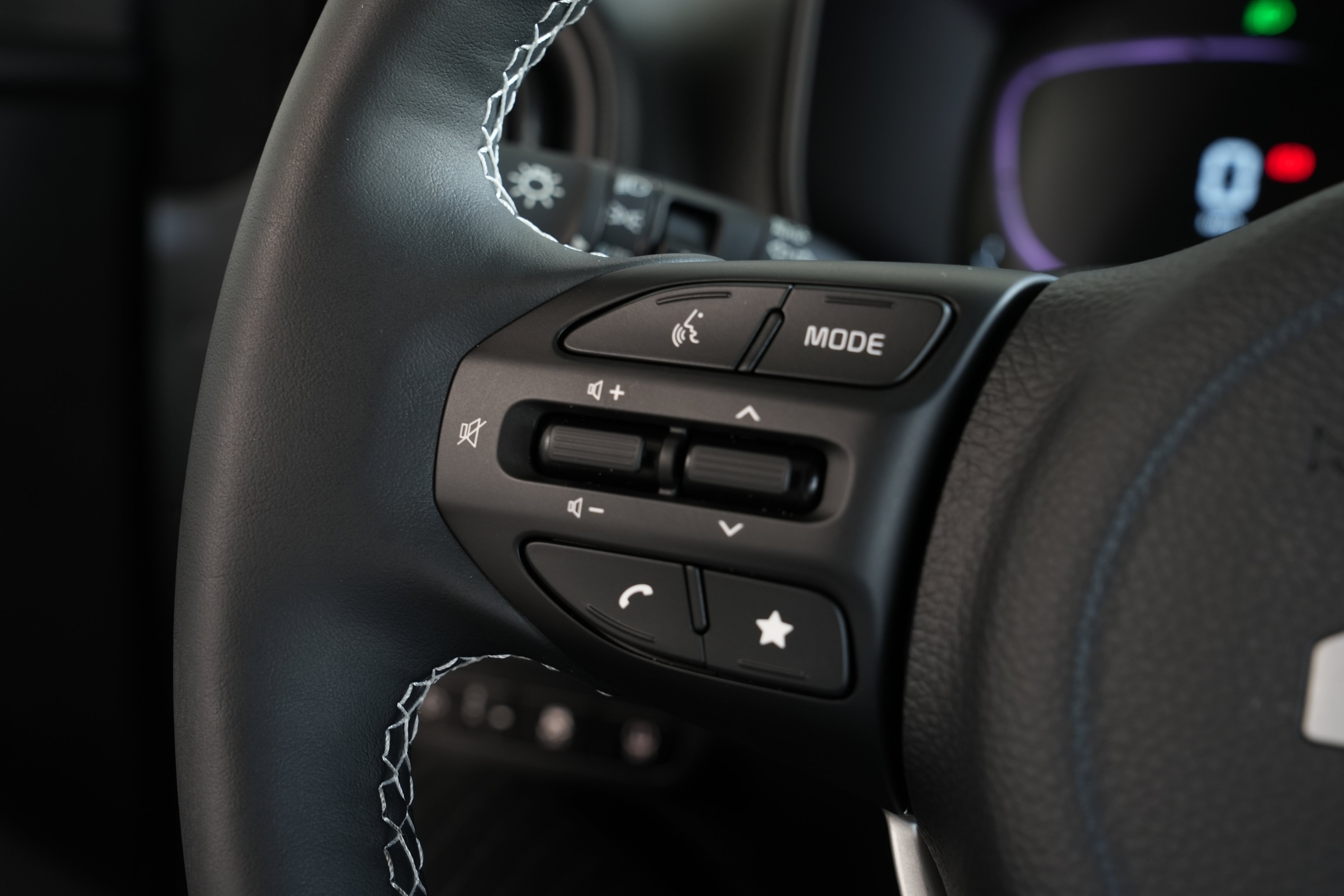 Daumennagel 26 - Kia Picanto Vision NAV KAMERA TEMP SHZ