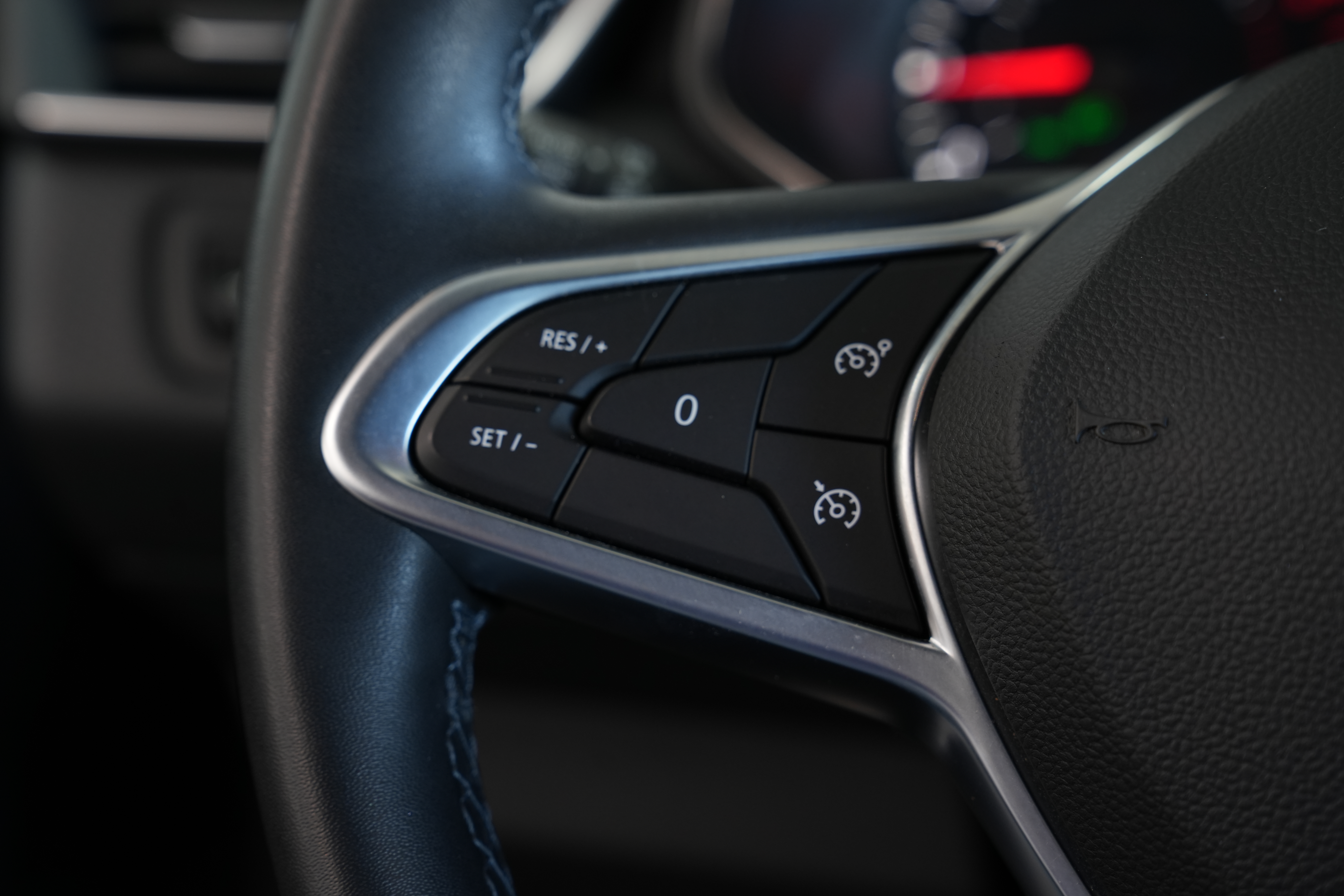 Daumennagel 30 - Renault Clio V Business Edition LED NAV TEMP