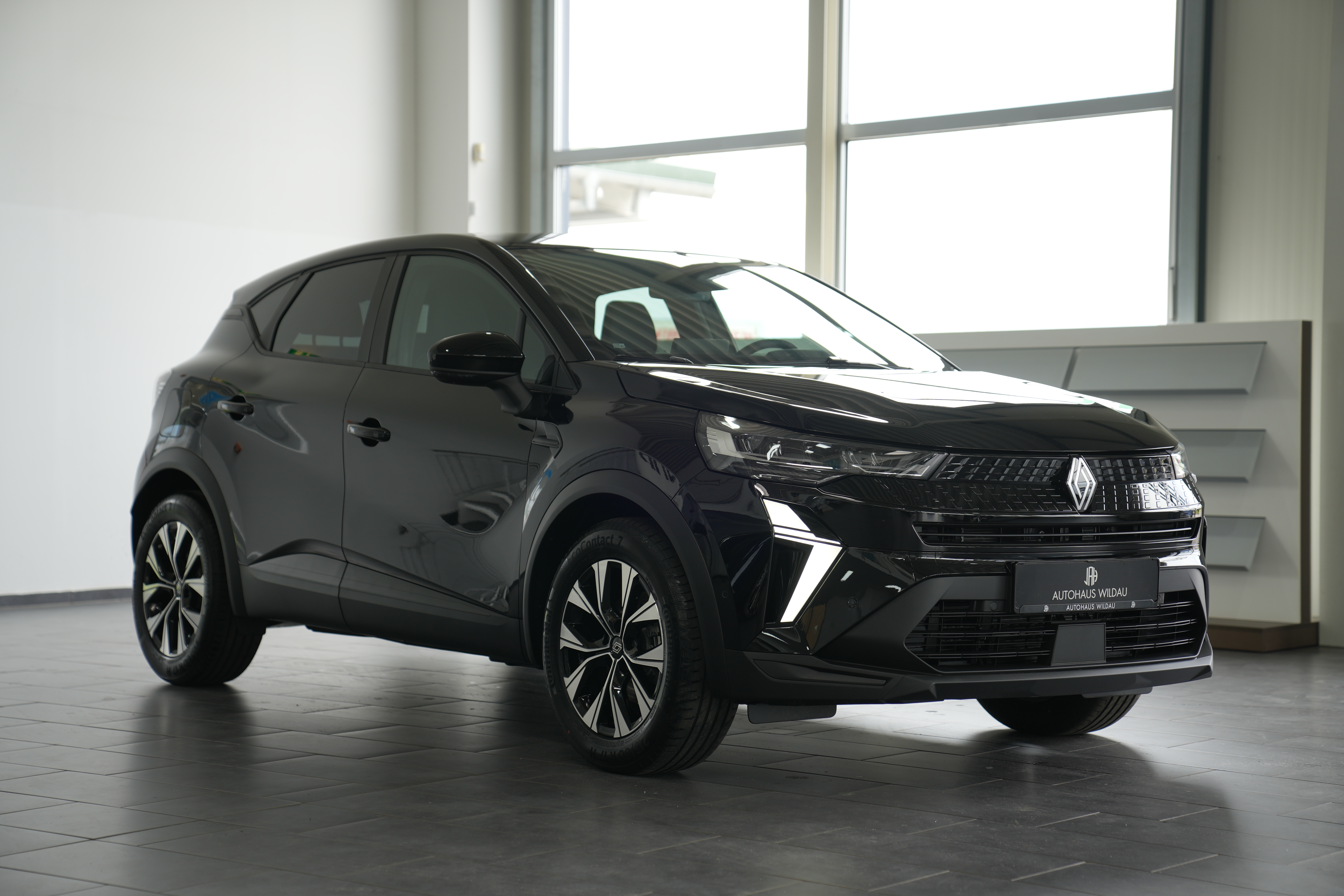 Daumennagel 5 - Renault Captur E-Tech 160 AUT NAV KAM SHZ LED KEYLEES