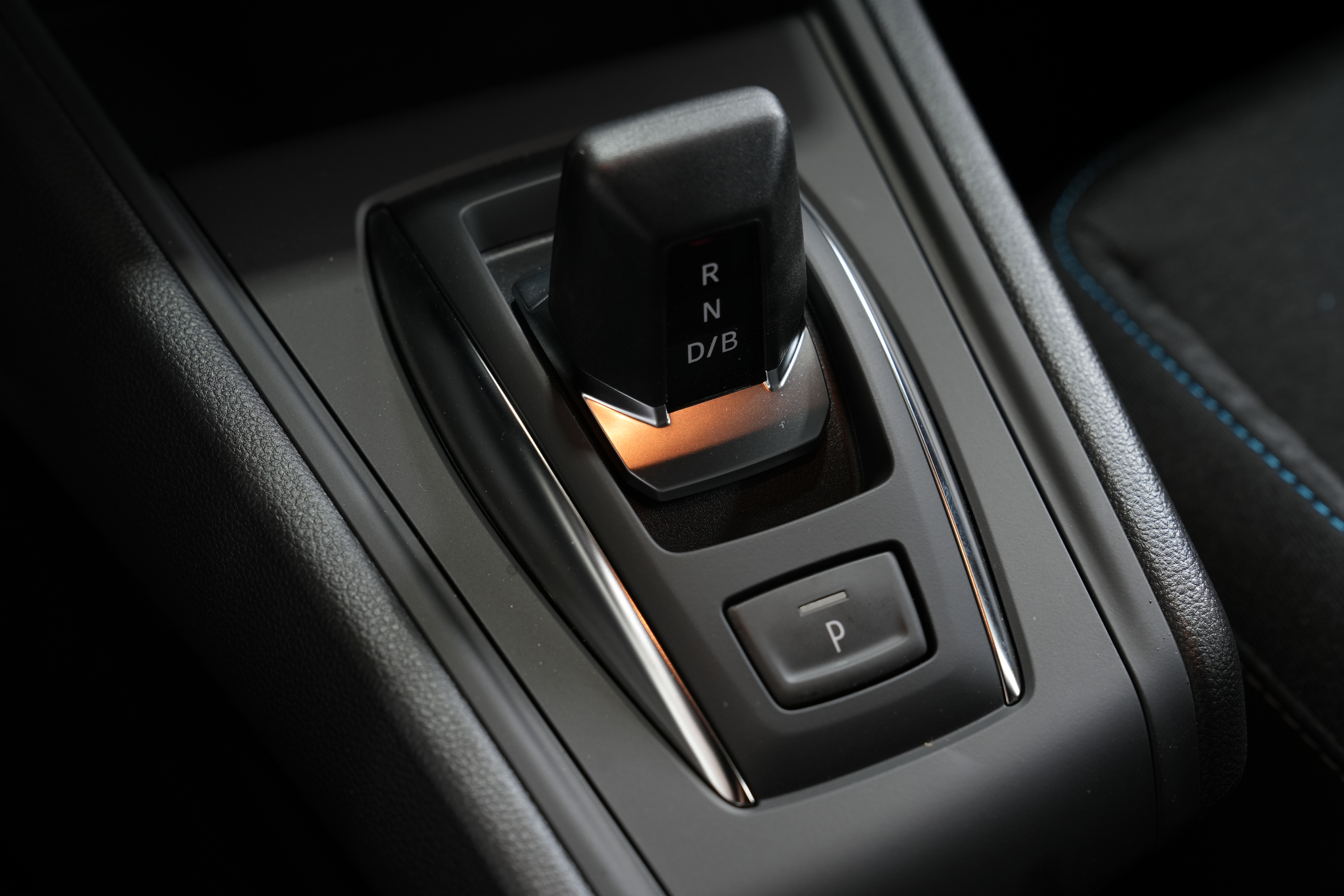 Daumennagel 23 - Renault Captur E-Tech 160 AUT NAV KAM SHZ LED KEYLEES