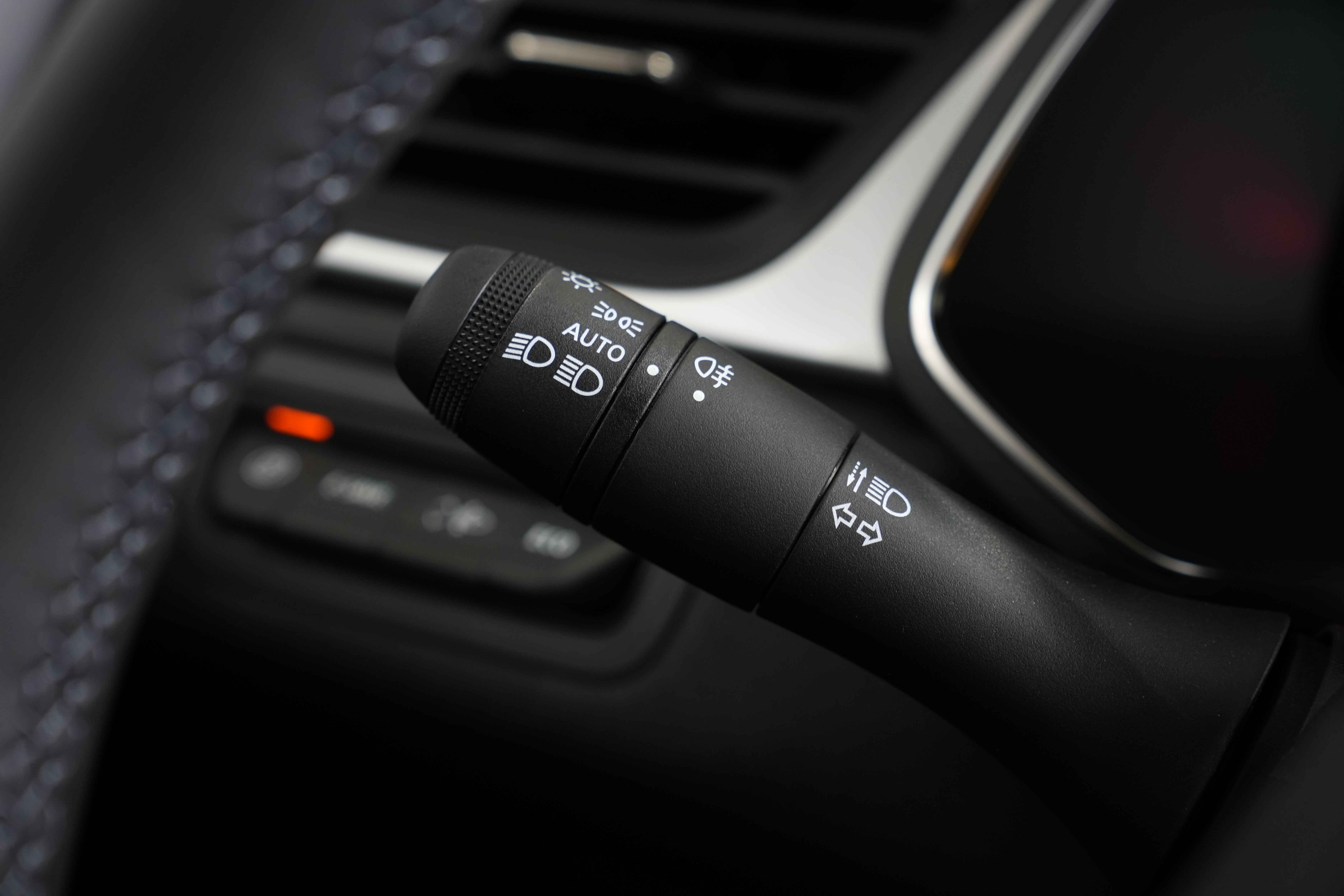 Daumennagel 36 - Renault Captur E-Tech 160 AUT NAV KAM SHZ LED KEYLEES
