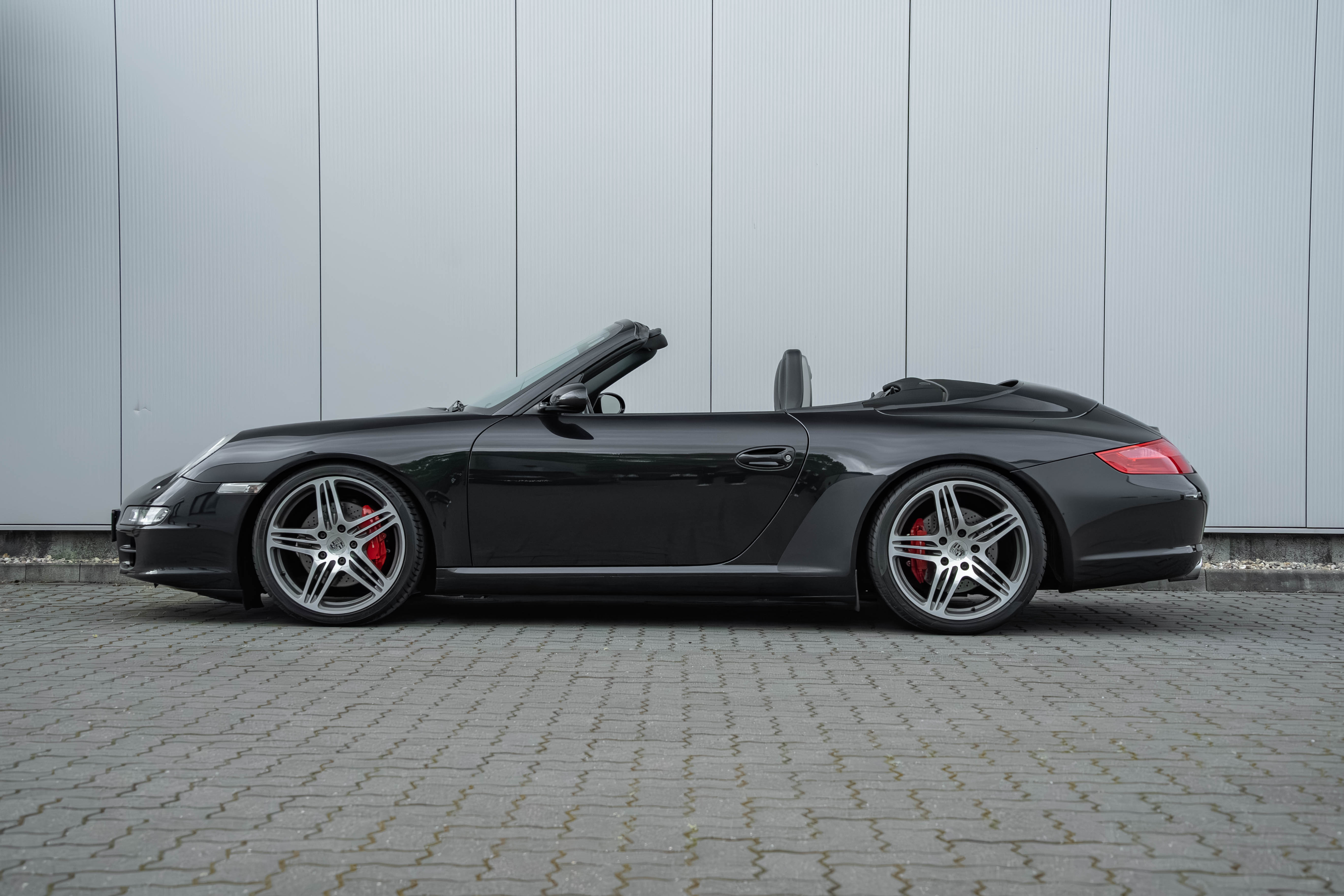 Thumbnail 4 - Porsche 911/997 Carrera S Cabrio 6G Schalter Sportabgas
