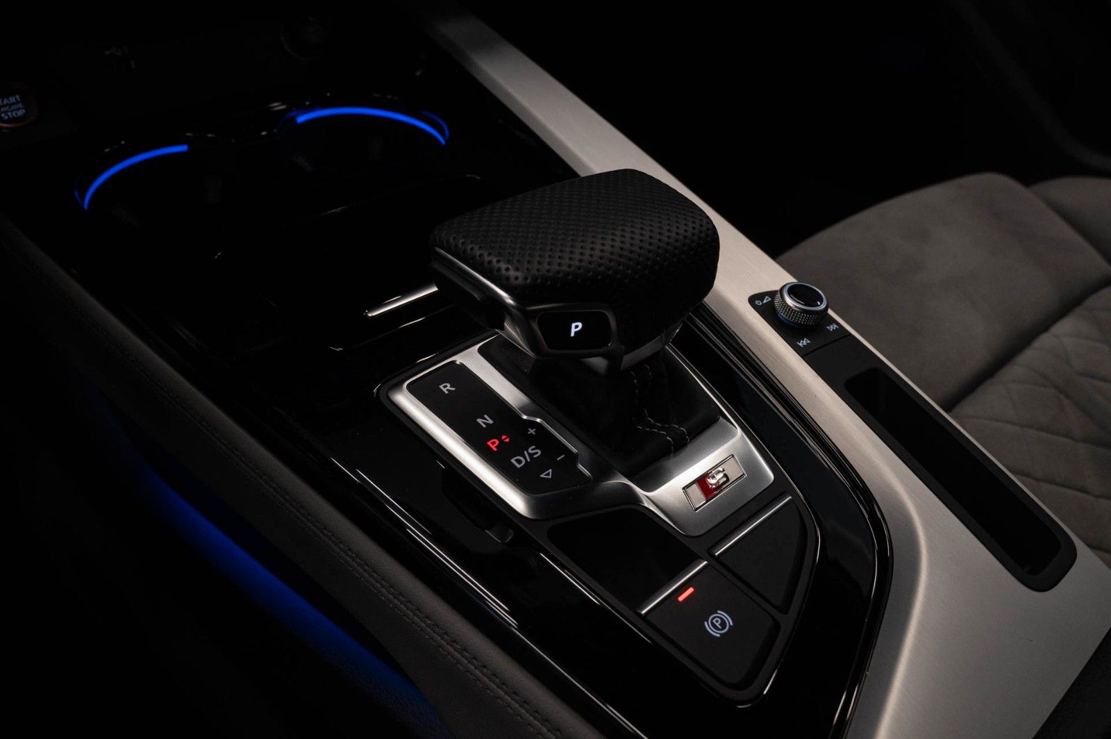 Daumennagel 29 - Audi S4 Limousine 3.0 TDI quattro|S-SITZE|HEAD-UP|ACC
