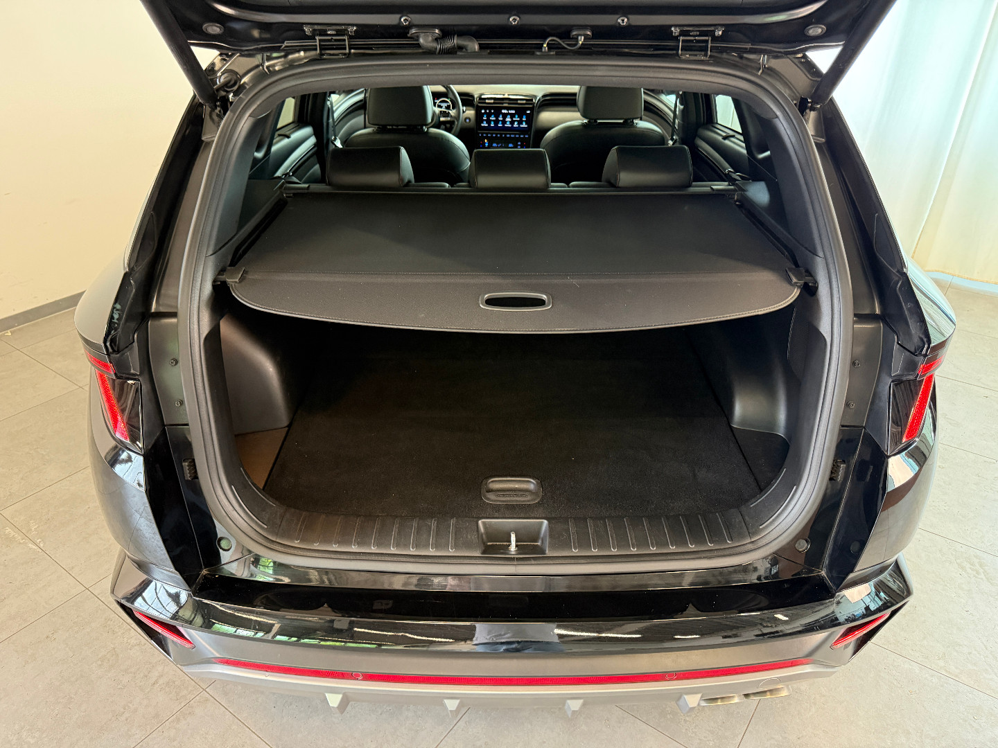Daumennagel 10 - Hyundai TUCSON N Line 4WD PANO NAVI KAMERA 1.Hand
