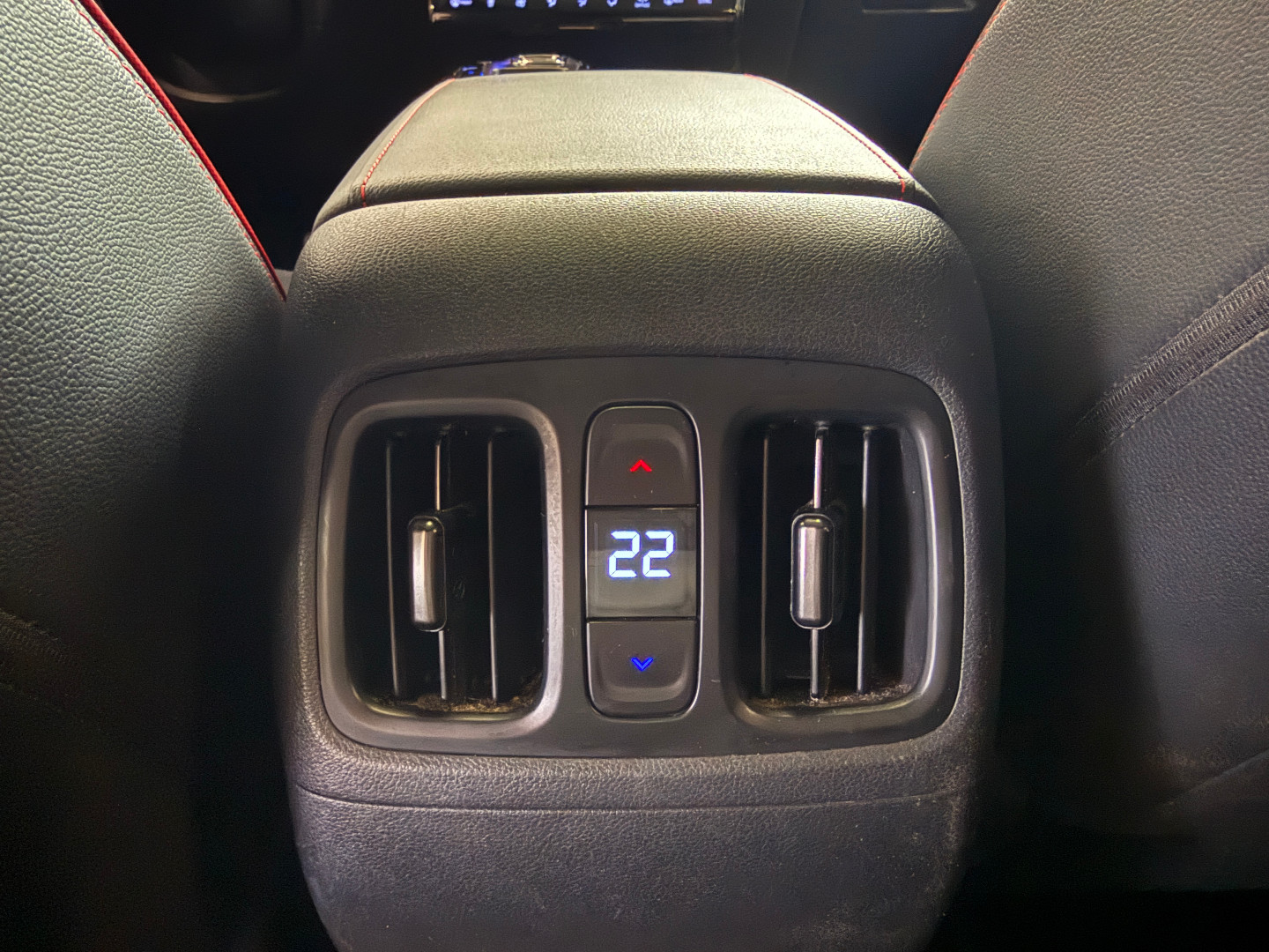 Daumennagel 13 - Hyundai TUCSON N Line 4WD PANO NAVI KAMERA 1.Hand