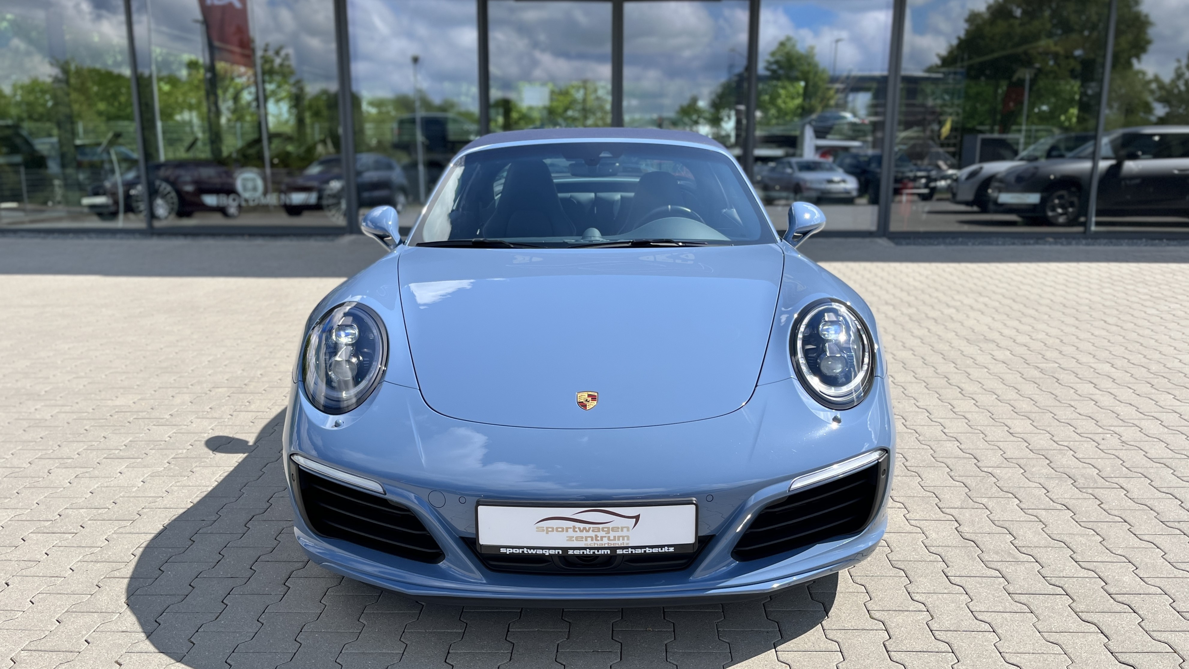 Thumbnail 23 - Porsche 991 Exclusive Design Edition, Burmester, Lift