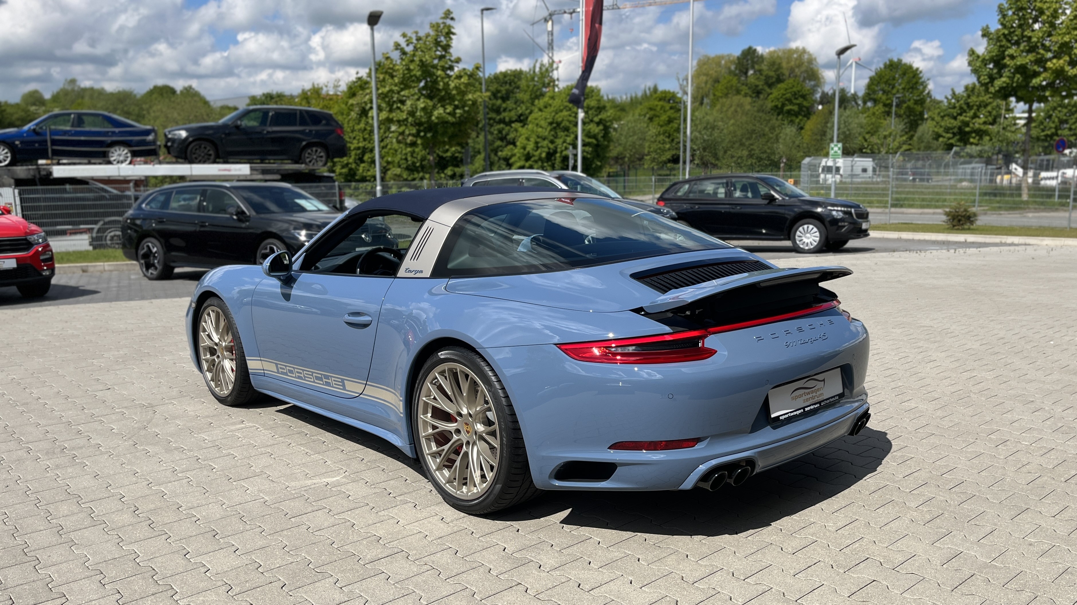 Thumbnail 28 - Porsche 991 Exclusive Design Edition, Burmester, Lift