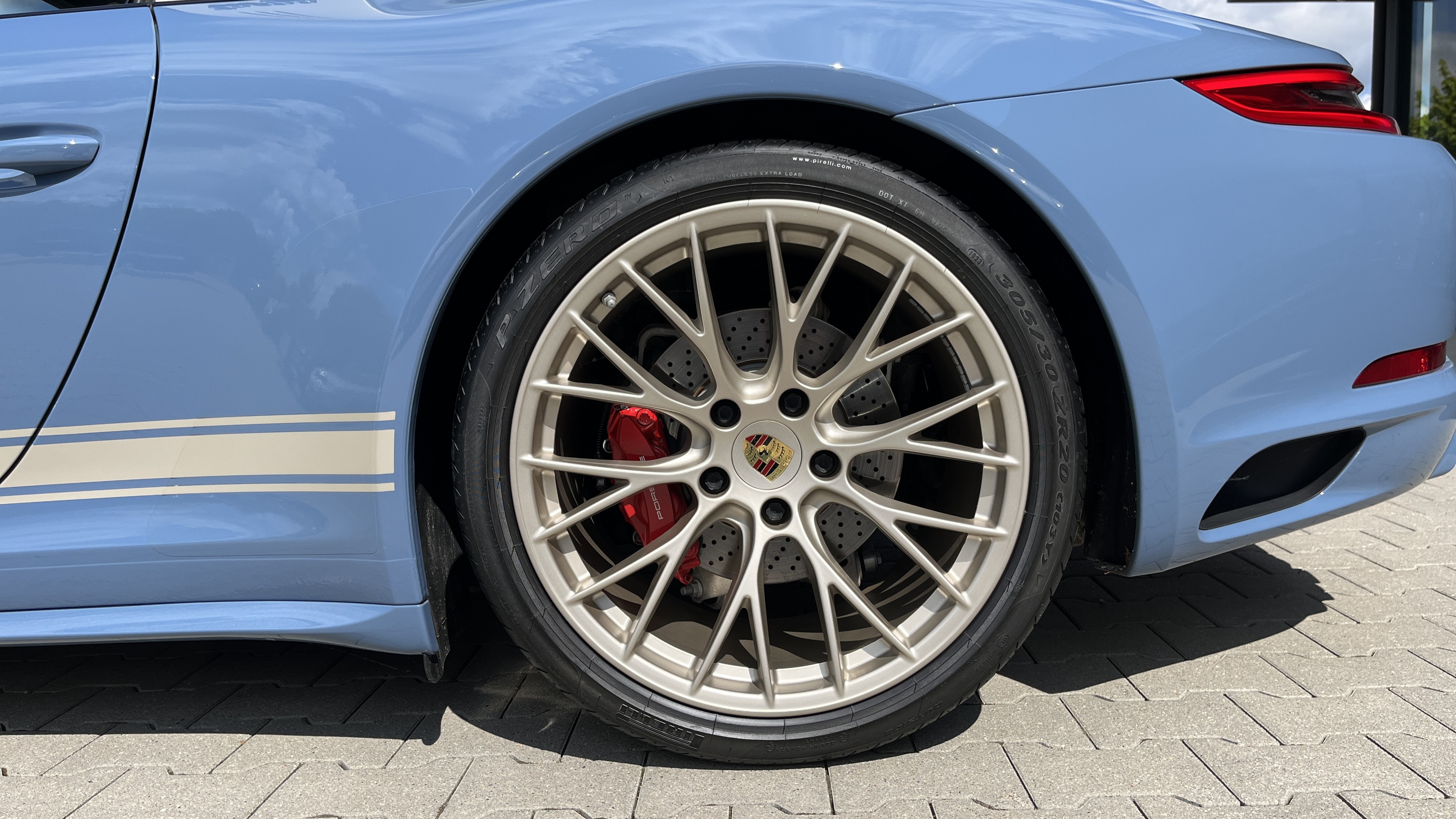 Thumbnail 31 - Porsche 991 Exclusive Design Edition, Burmester, Lift