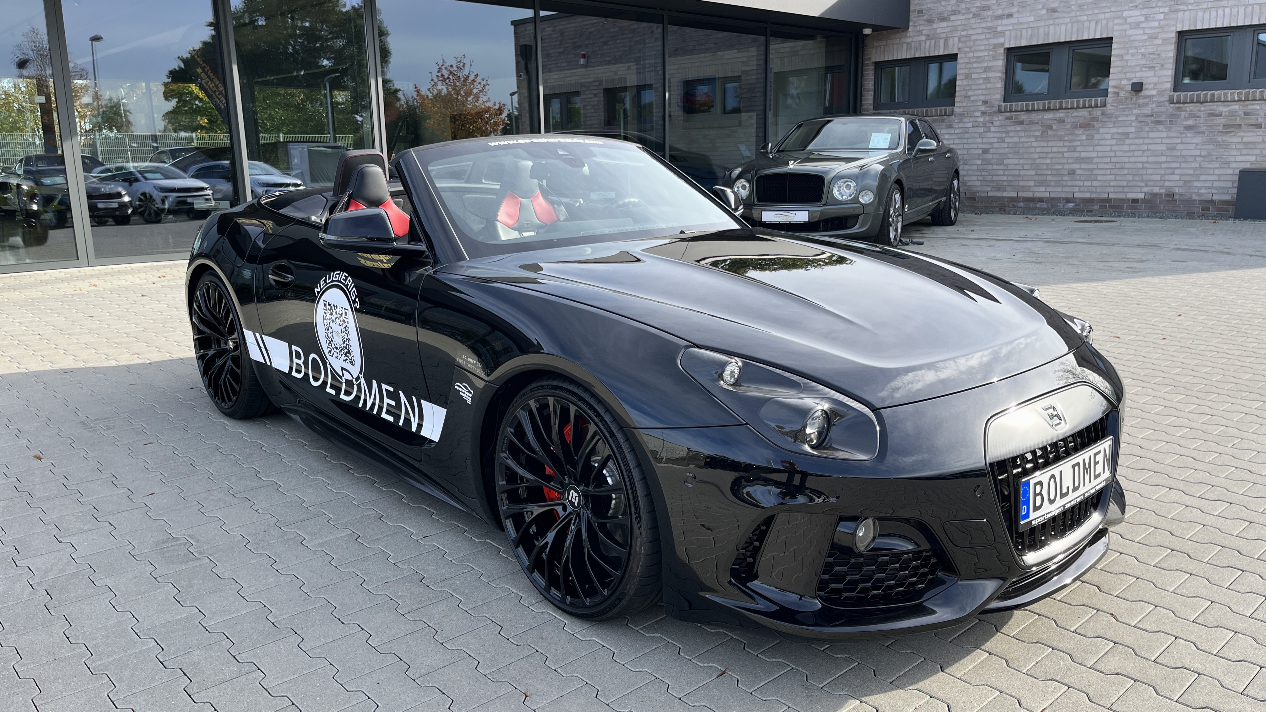 Daumennagel 3 - Boldmen CR 4S 08/30 Limited signed by Wiesmann