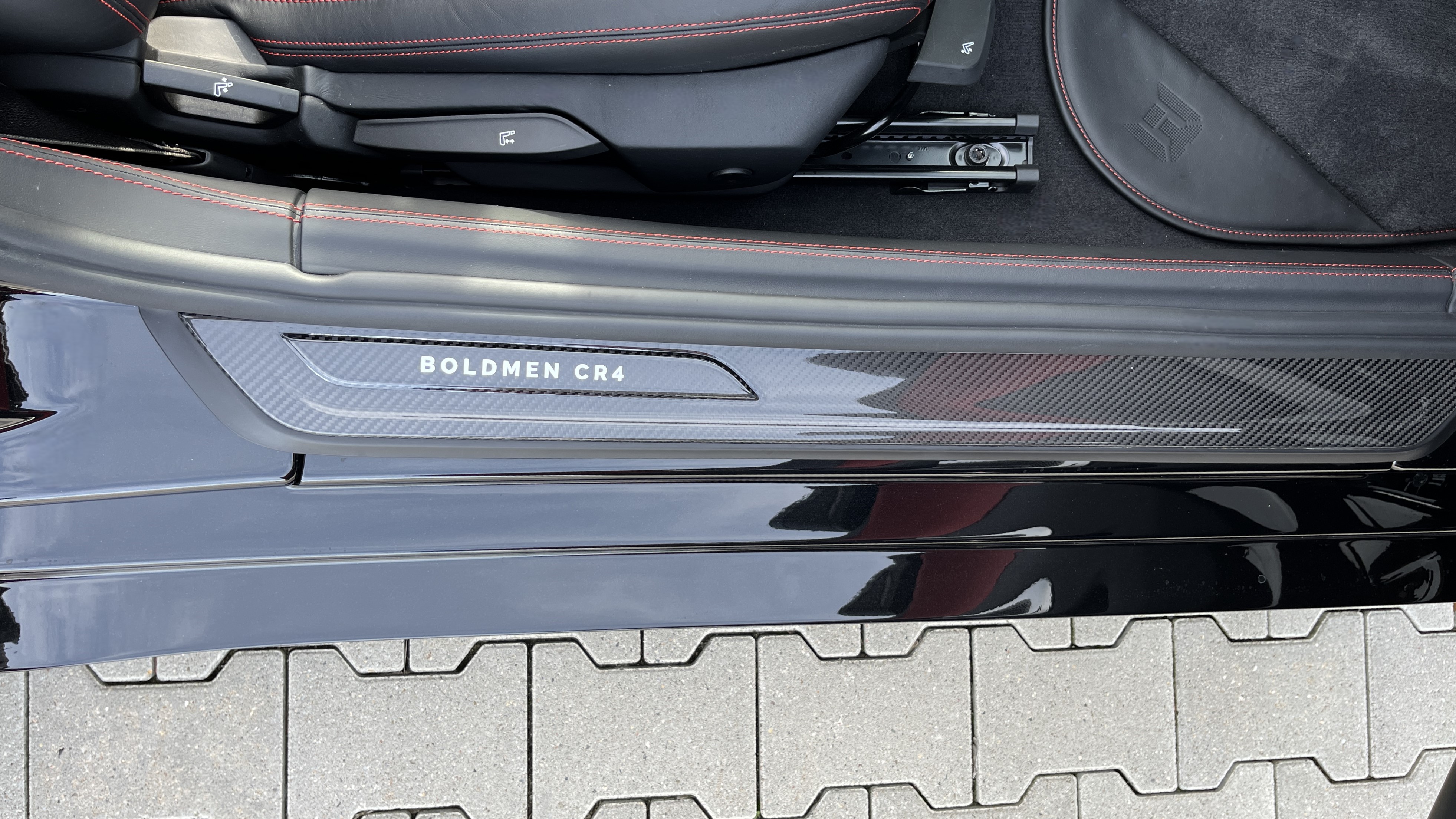 Daumennagel 21 - Boldmen CR 4S 08/30 Limited signed by Wiesmann