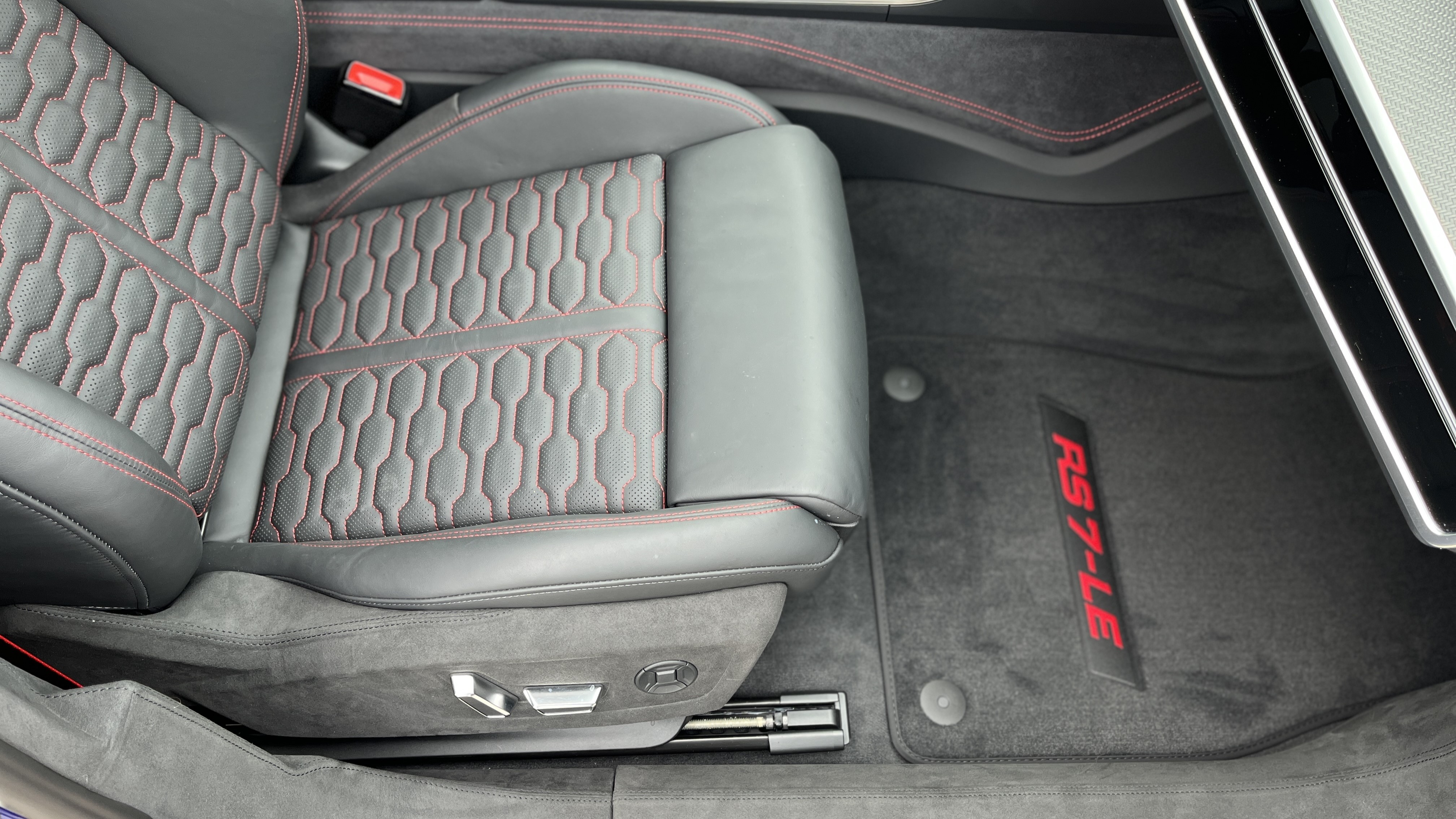 Daumennagel 21 - Audi RS7 ABT Legacy Edition 1/200, Keramik, Dynamik Plus, B&O