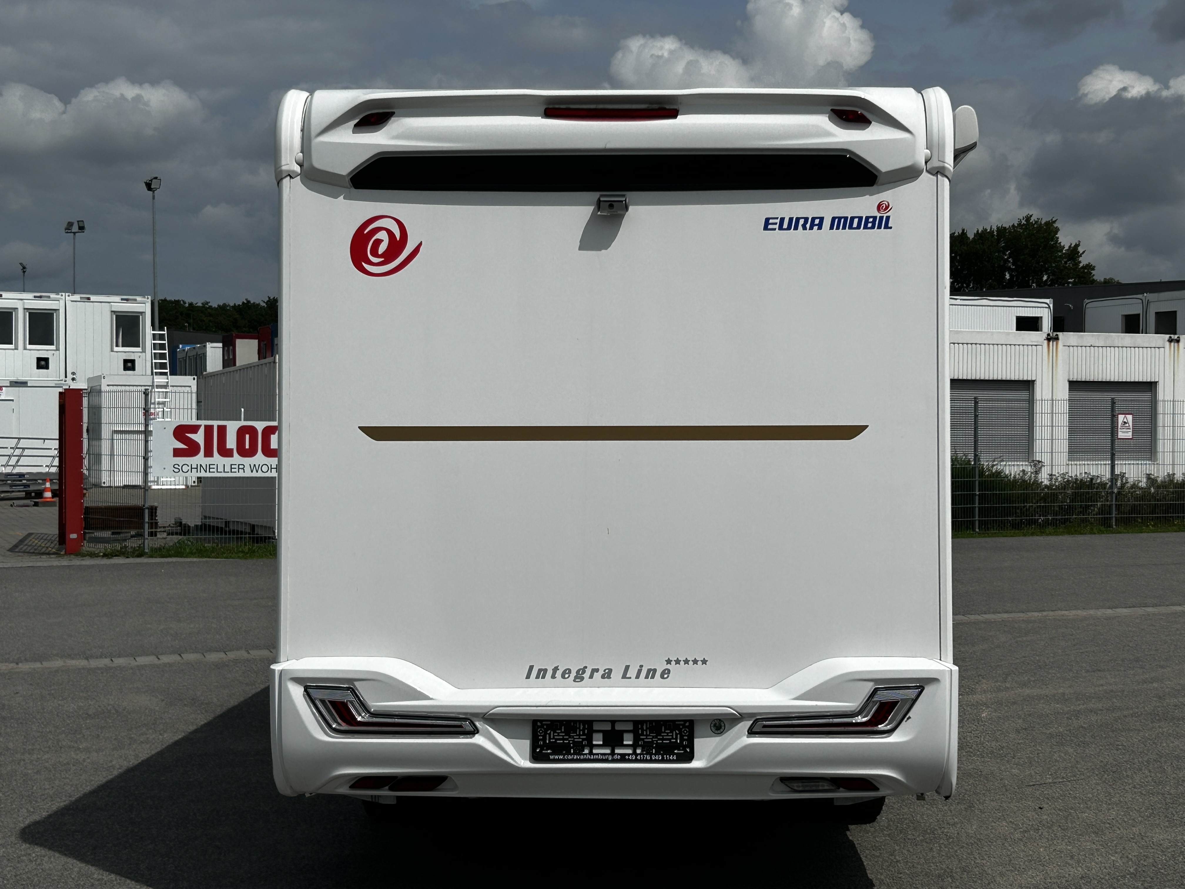 Thumbnail 4 - Eura Mobil Integra Line 695 LF Backofen Stützen Navi Kamera