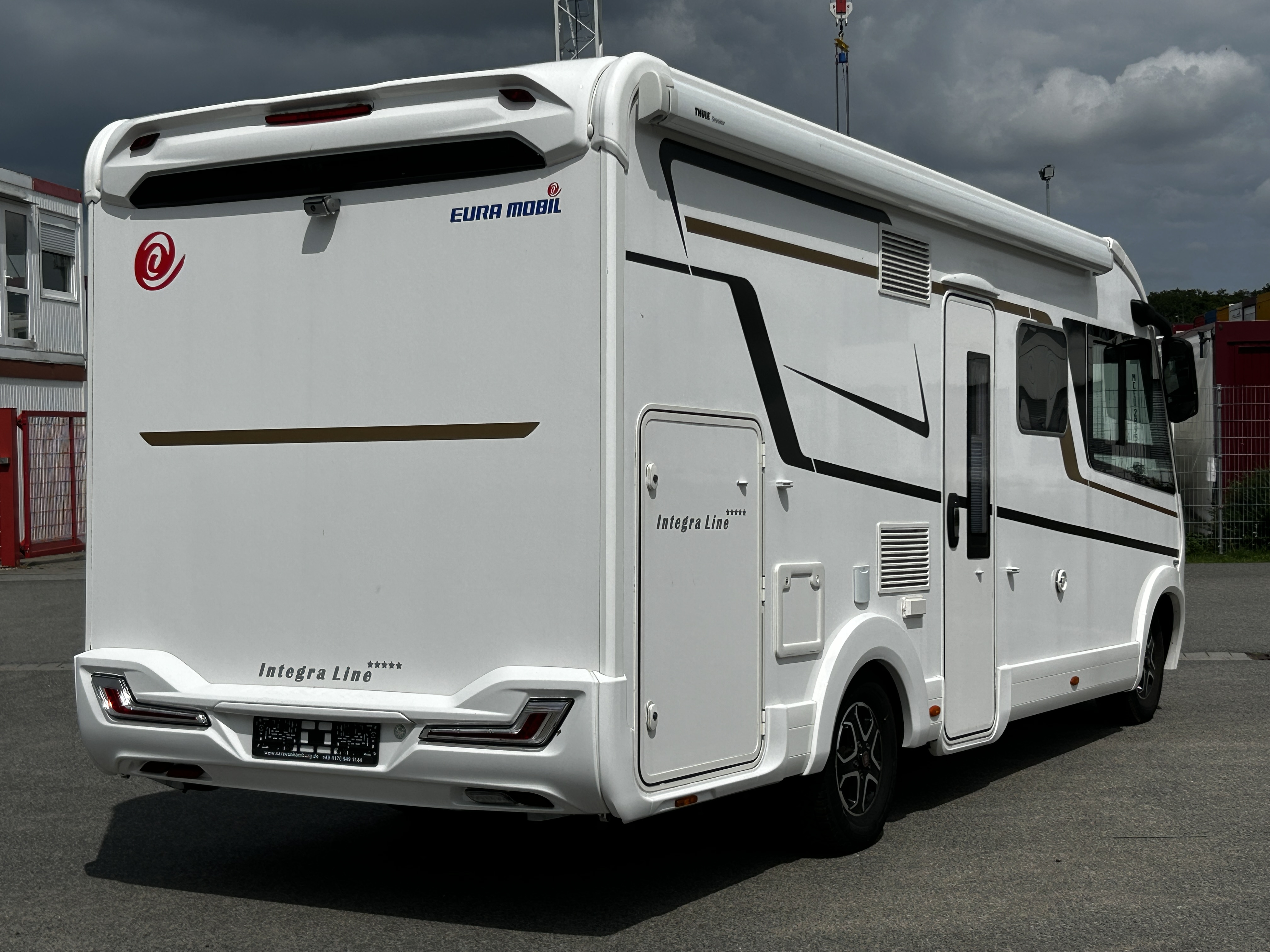 Thumbnail 3 - Eura Mobil Integra Line 695 LF Backofen Stützen Navi Kamera